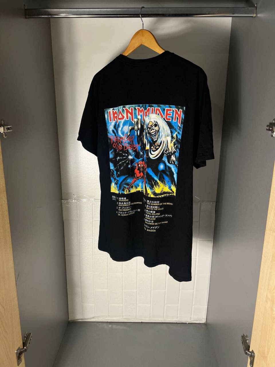 Band Tees VINTAGE IRON MAIDEN WORLD TOUR ROCK T-SHIRT METAL MONSTER Size US XXL / EU 58 / 5 - 7 Thumbnail