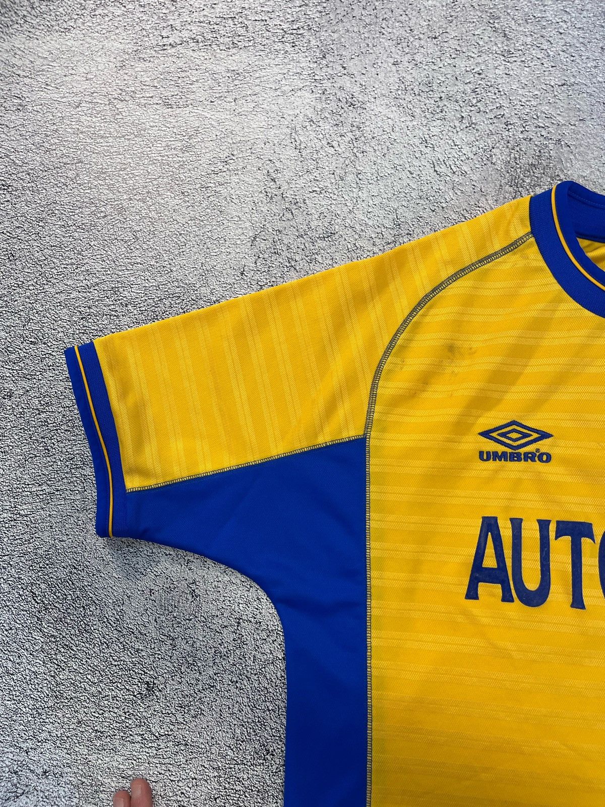 Umbro Chelsea FC 2000 Umbro Vintage Away Football Shirt Jersey Size US L / EU 52-54 / 3 - 3 Thumbnail