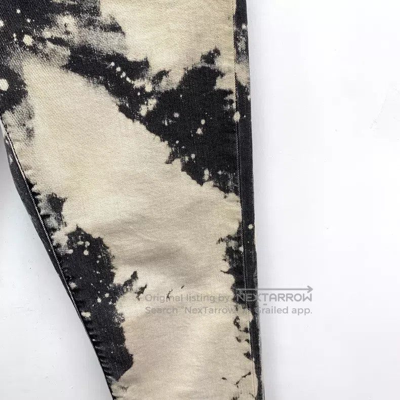 Gucci Gucci Black and white color-blocking ink dyed floral embro Size 26" / US 2 / IT 38 - 4 Thumbnail