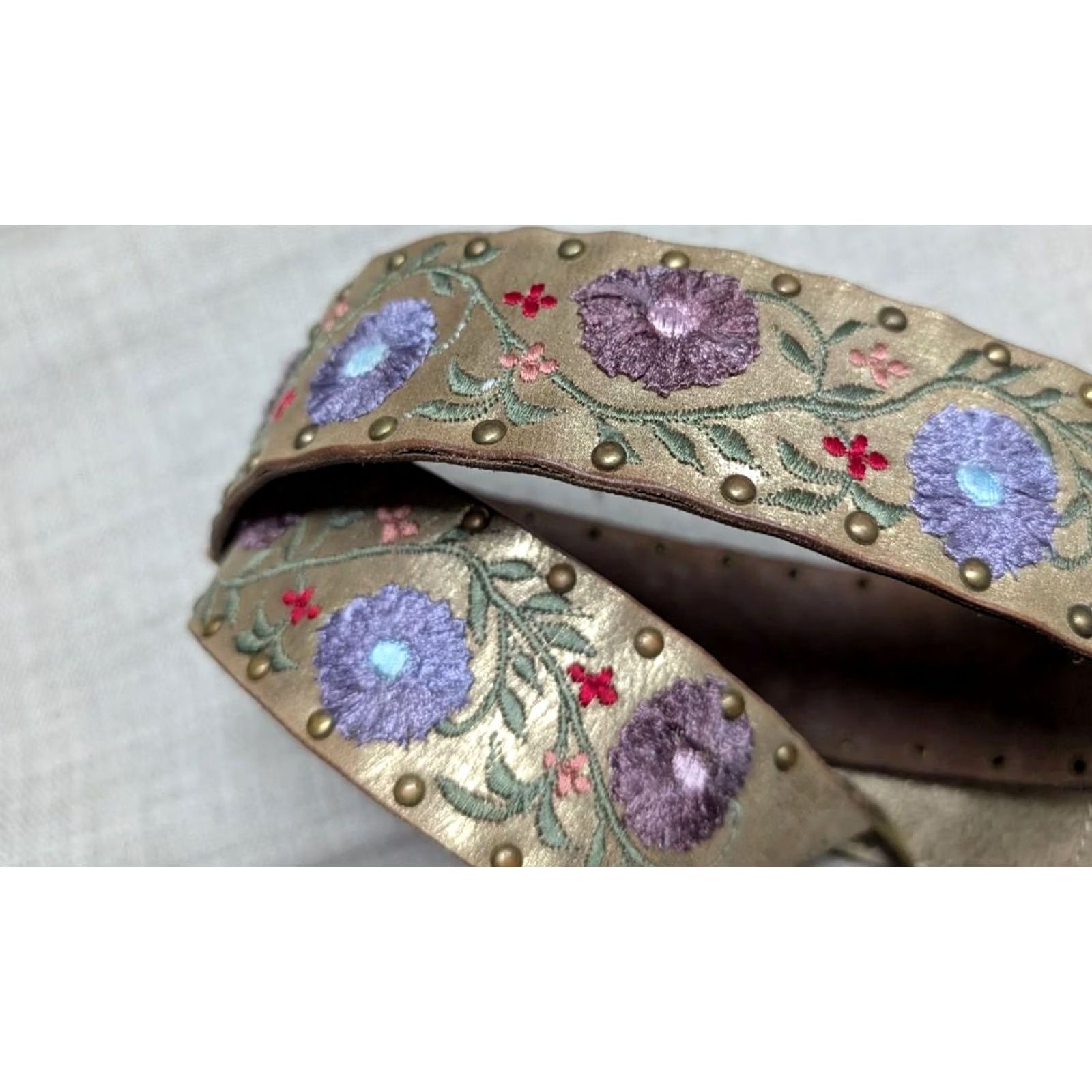 Calvin Klein VINTAGE studded embroidered FLORAL wide belt M golden CORSET leather Y2K 90s Womens Size S / US 4 / IT 40 - 2 Thumbnail