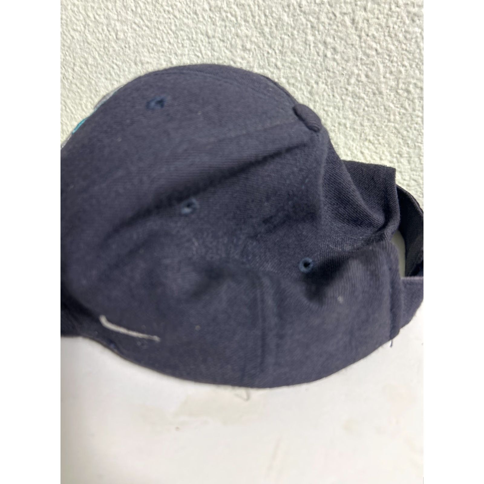 Nike VINTAGE Nike Team Seattle Mariners MLB Strap Back Hat Adjustable Unisex Adults Baseball Cap 90s Logo Black Cotton Canvas Men Women Men Women Size ONE SIZE - 7 Thumbnail