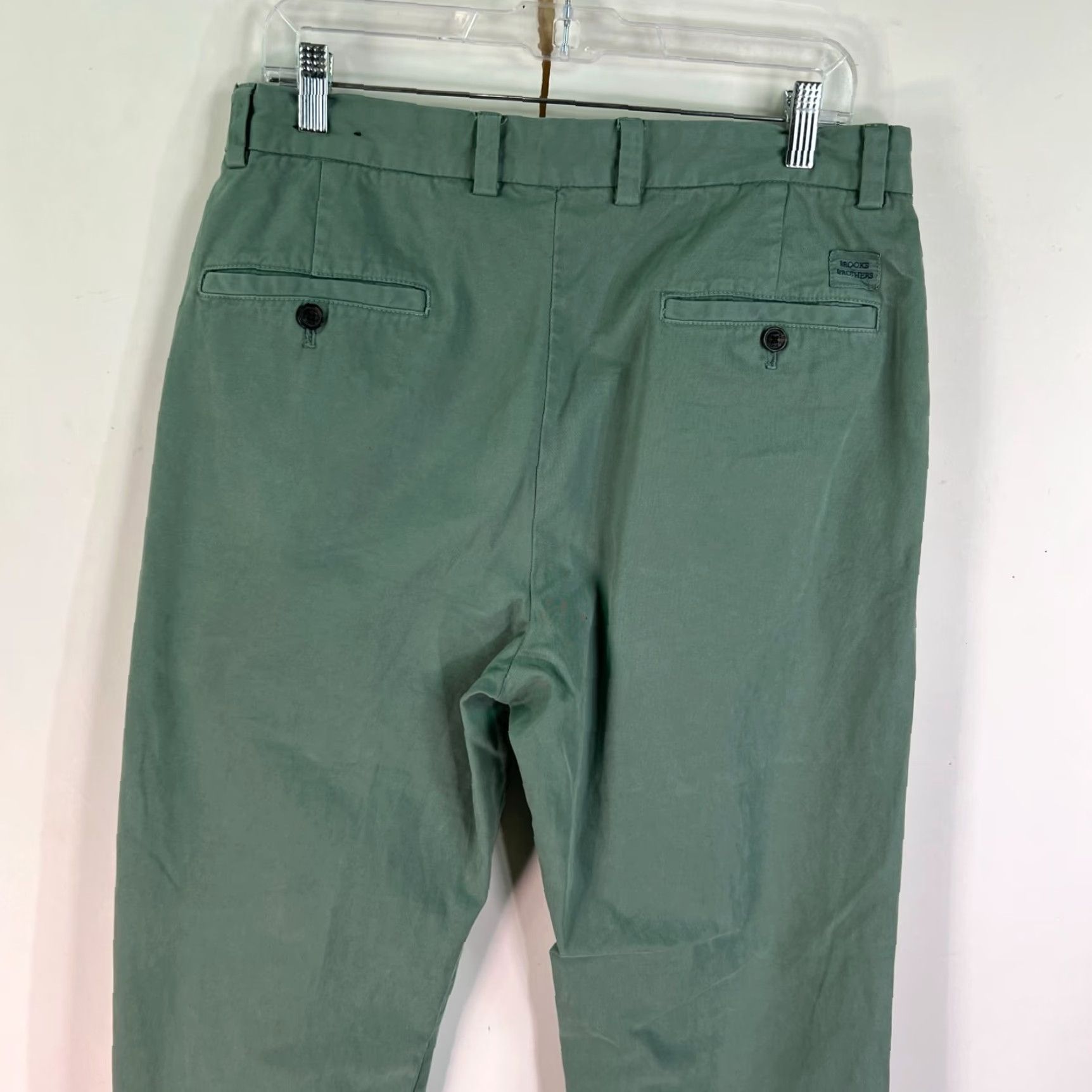 Brooks Brothers Brooks Brothers Clark Fit Chino Pants Mens Size 33 Green Khaki 33x32 Cotton Regular Straight Modern Classic Mens Clothing Size US 33 - 6 Thumbnail