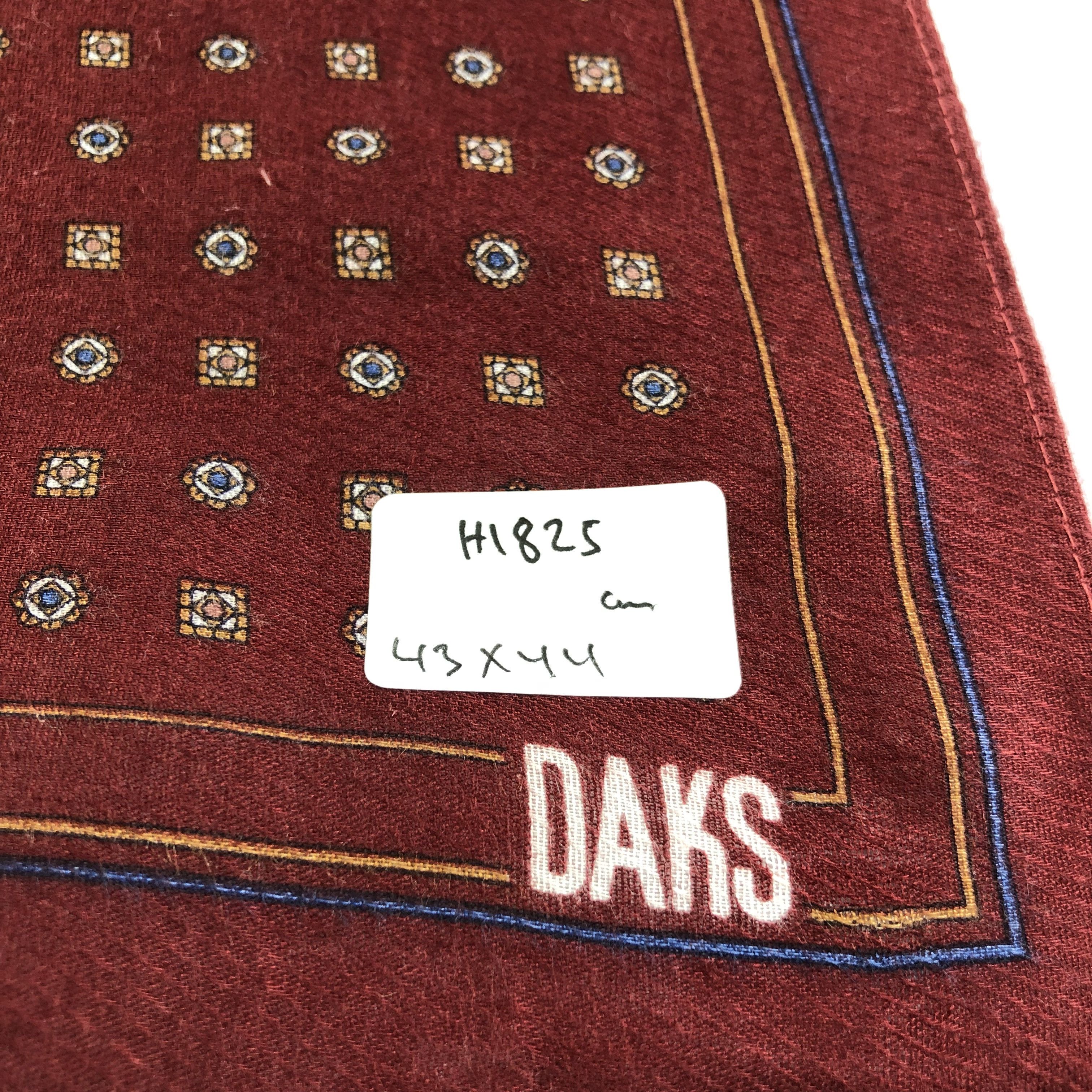DAKS × Vintage DAKS Handkerchief Neckerchief Bandana H1825 Size ONE SIZE - 5 Thumbnail