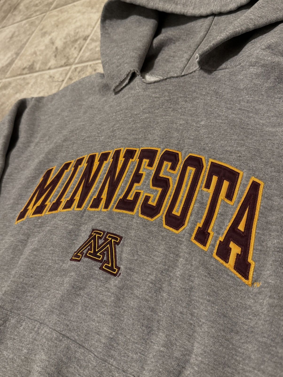Vintage Vintage Russell Athletic Minnesota Hoodie Size US L / EU 52-54 / 3 - 2 Thumbnail