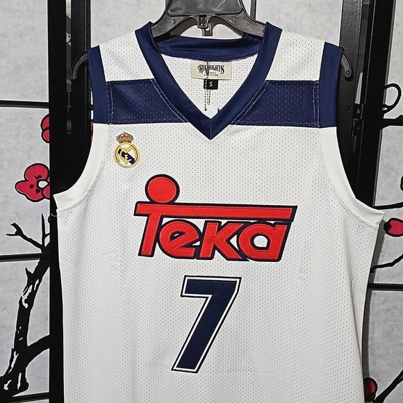 Other Luka Doncic Teka Jersey Team Madrid Basketball Small NWT Size US S / EU 44-46 / 1 - 2 Thumbnail
