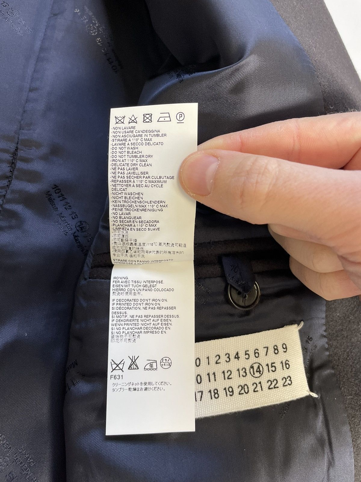 Maison Margiela A/W 14 ‘Inside Out Seam’ Overcoat Size US M / EU 48-50 / 2 - 15 Thumbnail