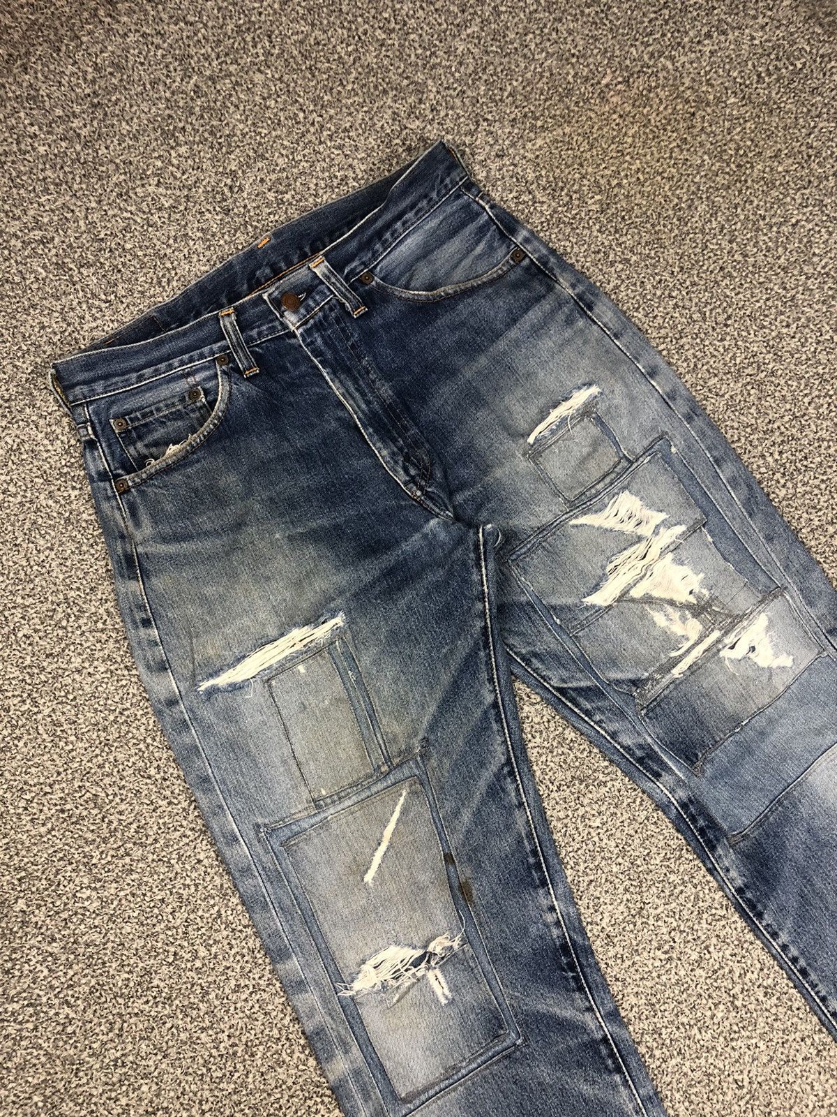 Japanese Brand × Levi's × Vintage Vintage 90s Distressed Levis 551 ZXX Salvage Jeans Size US 32 / EU 48 - 2 Thumbnail