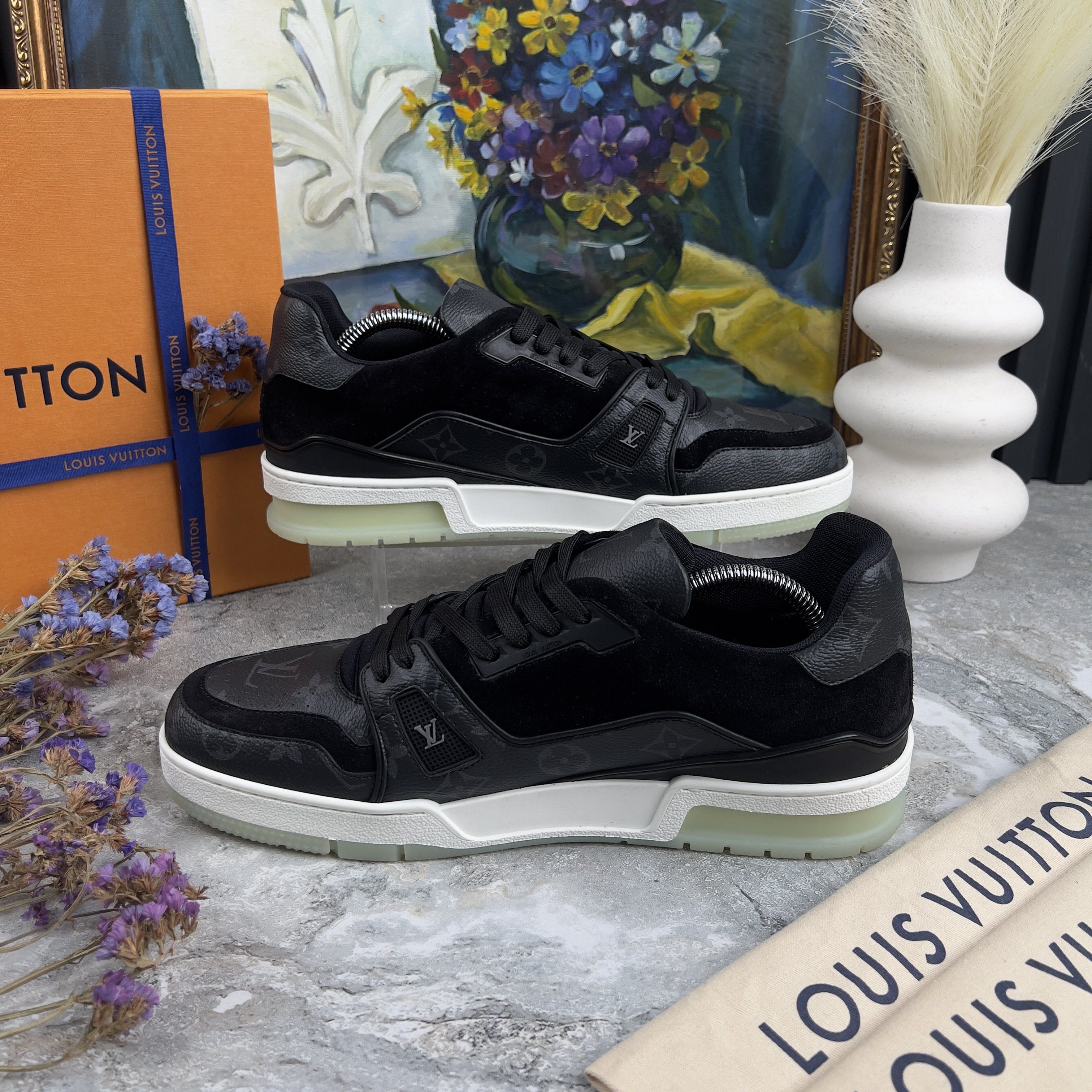 Louis Vuitton LV Trainer Sneakers Monogram Eclipse Black Suede Size US 9 / EU 42 - 7 Thumbnail