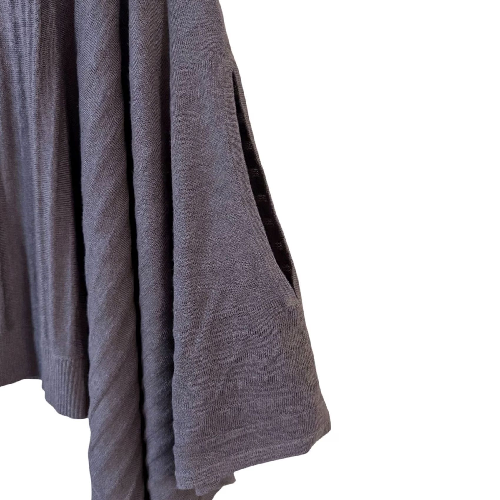 Lululemon Lululemon Sweater Womens L Gray Forward Flow Cape Poncho One Size Cotton Silk Knit NEW Size L / US 10 / IT 46 - 7 Thumbnail