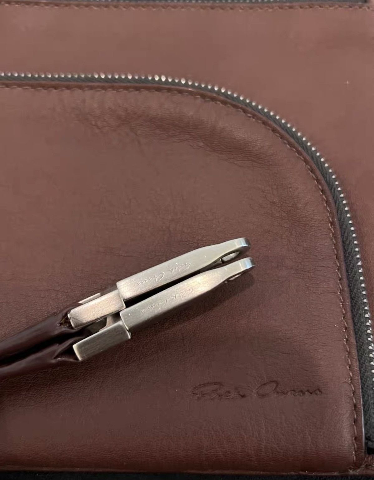 Rick Owens Rick Owens Mainline "Blood" Leather Crossbody Bag Size ONE SIZE - 8 Thumbnail