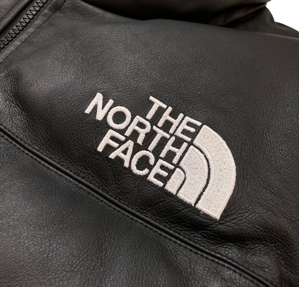 Supreme × The North Face Supreme x The North Face - Leather Nuptse Jacket Size US XL / EU 56 / 4 - 12 Thumbnail