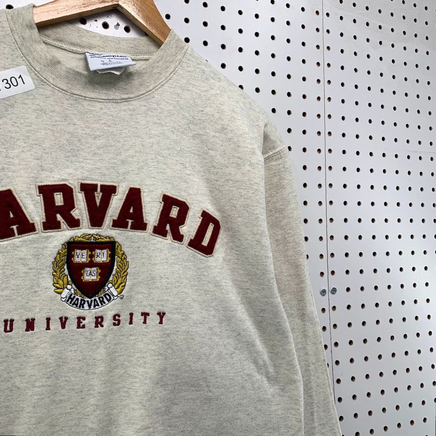 Champion VINTAGE Harvard University Sweatshirt Mens Large Gray Embroidered Fleece Crewneck Size US L / EU 52-54 / 3 - 7 Thumbnail