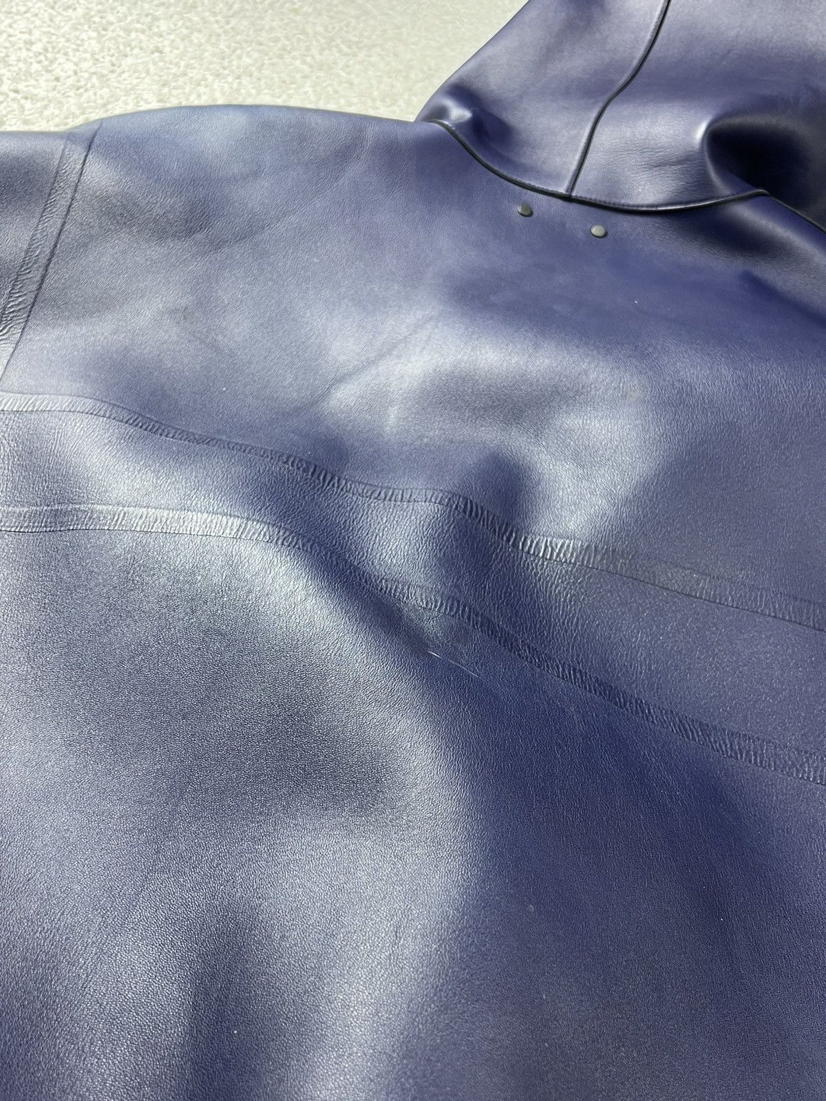 Louis Vuitton Louis Vuitton Leather Dark Blue Hooded Zip Up Jacket Size L Size US L / EU 52-54 / 3 - 17 Thumbnail