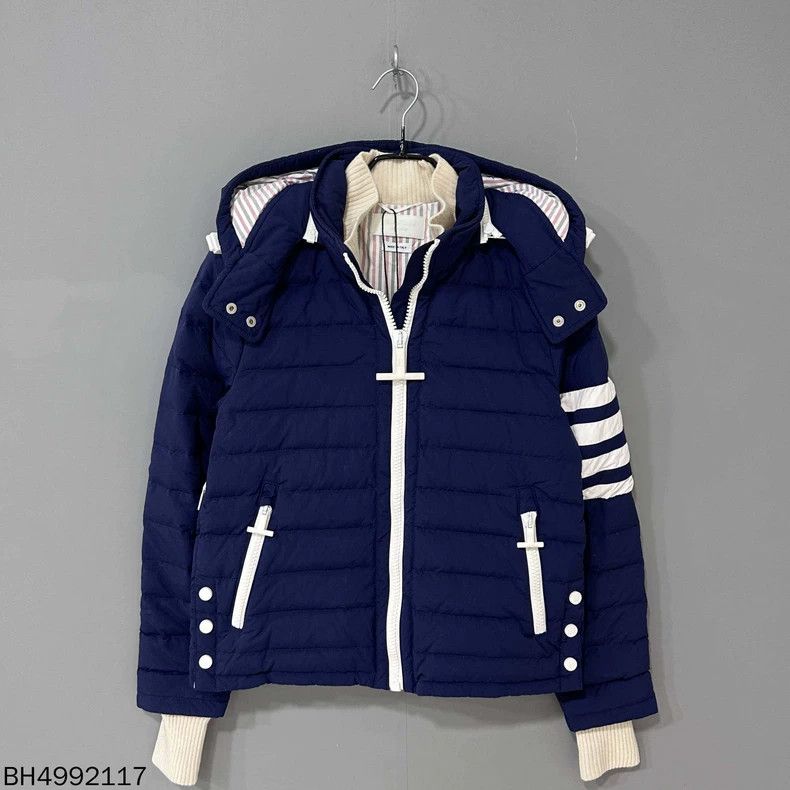 Thom Browne Thom Browne Blue four-barrel down jacket Size S / US 4 / IT 40 - 1 Thumbnail