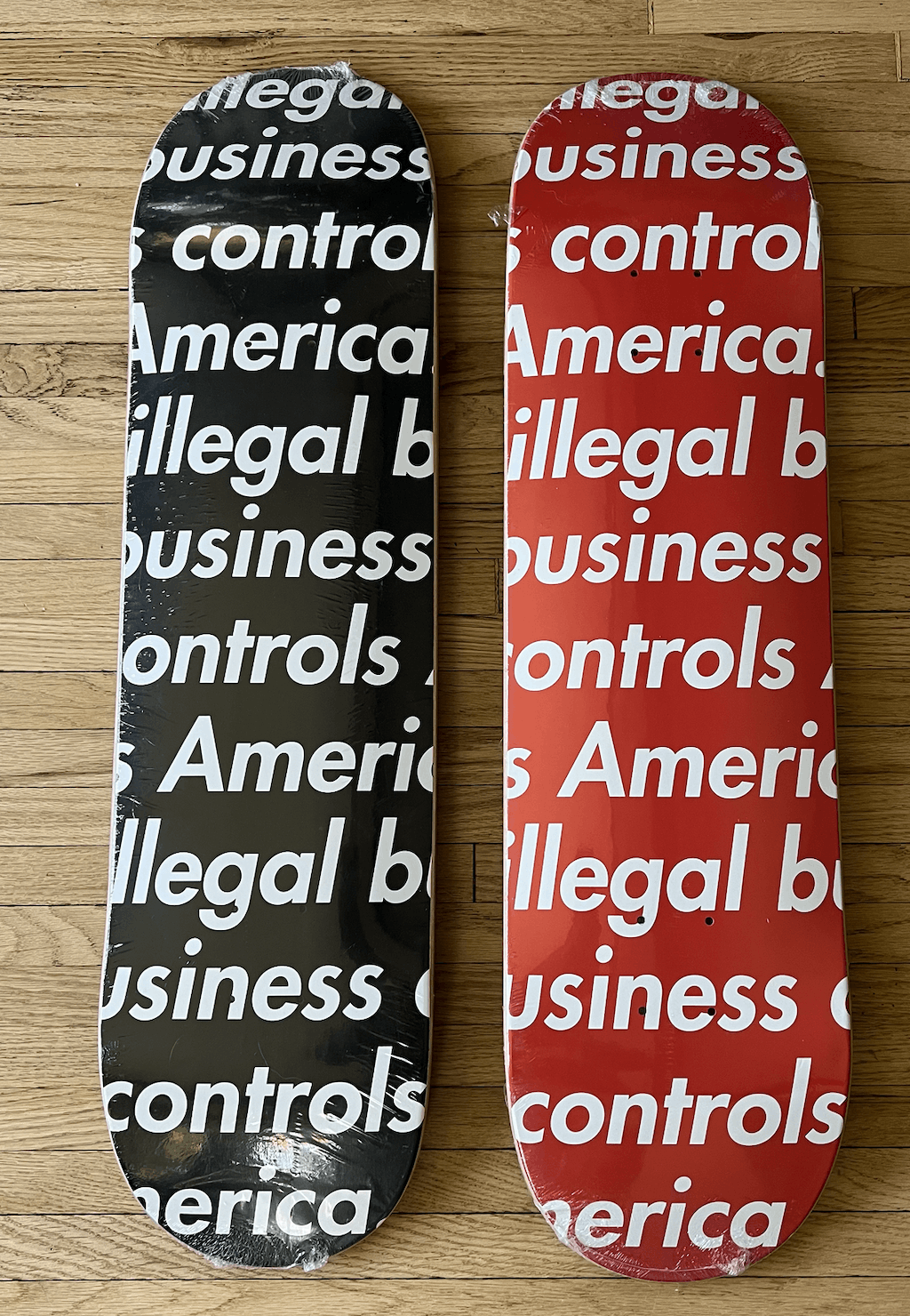 Supreme Illegal Business Skateboard Red（Supreme Illegal