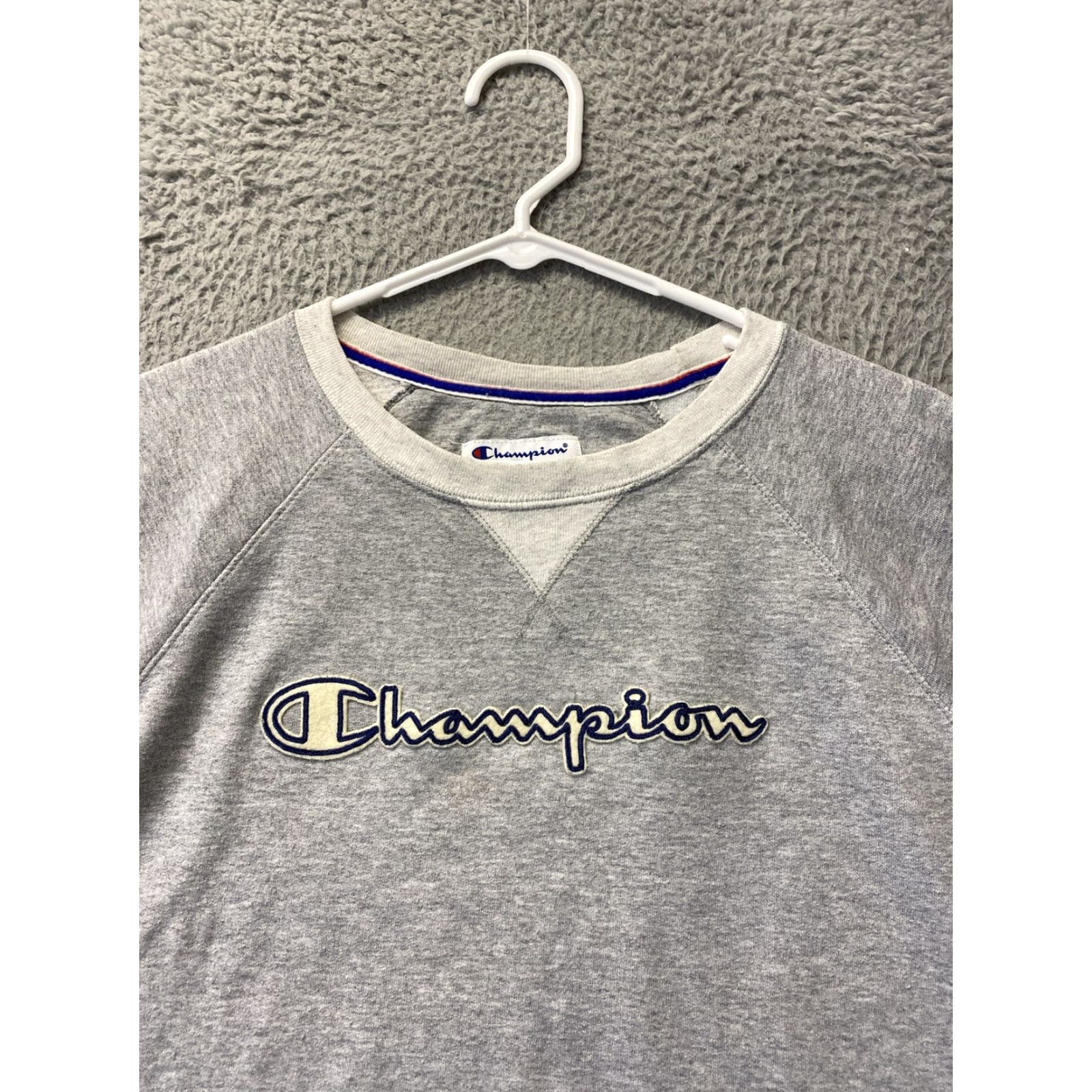 Champion Champion Sweatshirt Womens Gray Crewneck Pullover Big Logo Size Small Activewear Size S / US 4 / IT 40 - 2 Thumbnail