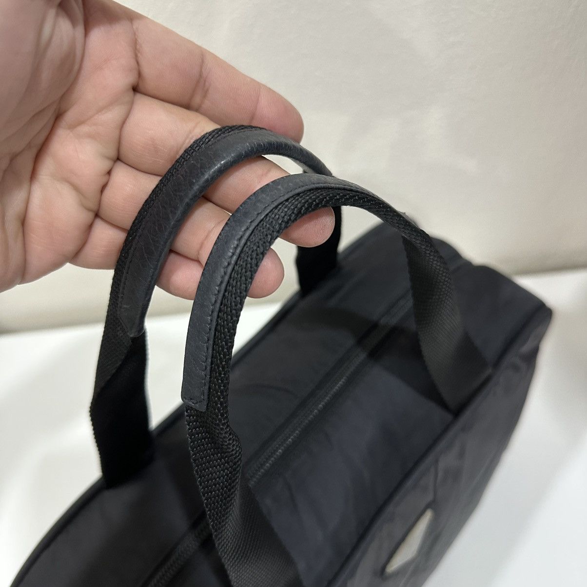 Prada ‼️LASTDROP‼️ AUTHENTIC PRADA NERO NYLON HAND BAG Size ONE SIZE - 11 Thumbnail