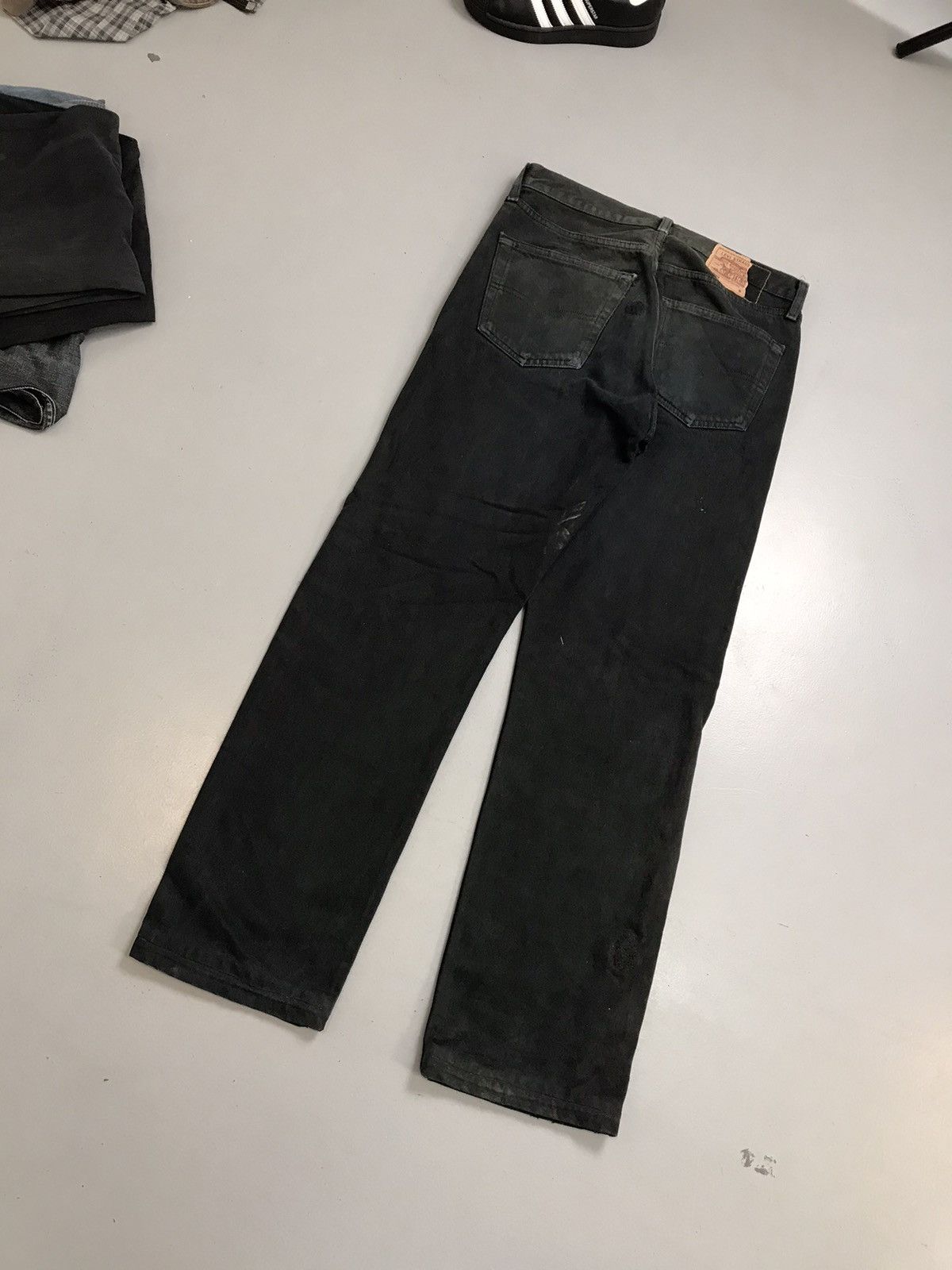 Levi's Vintage Levi’s 501 paper tab damaged denim Size US 30 / EU 46 - 12 Thumbnail