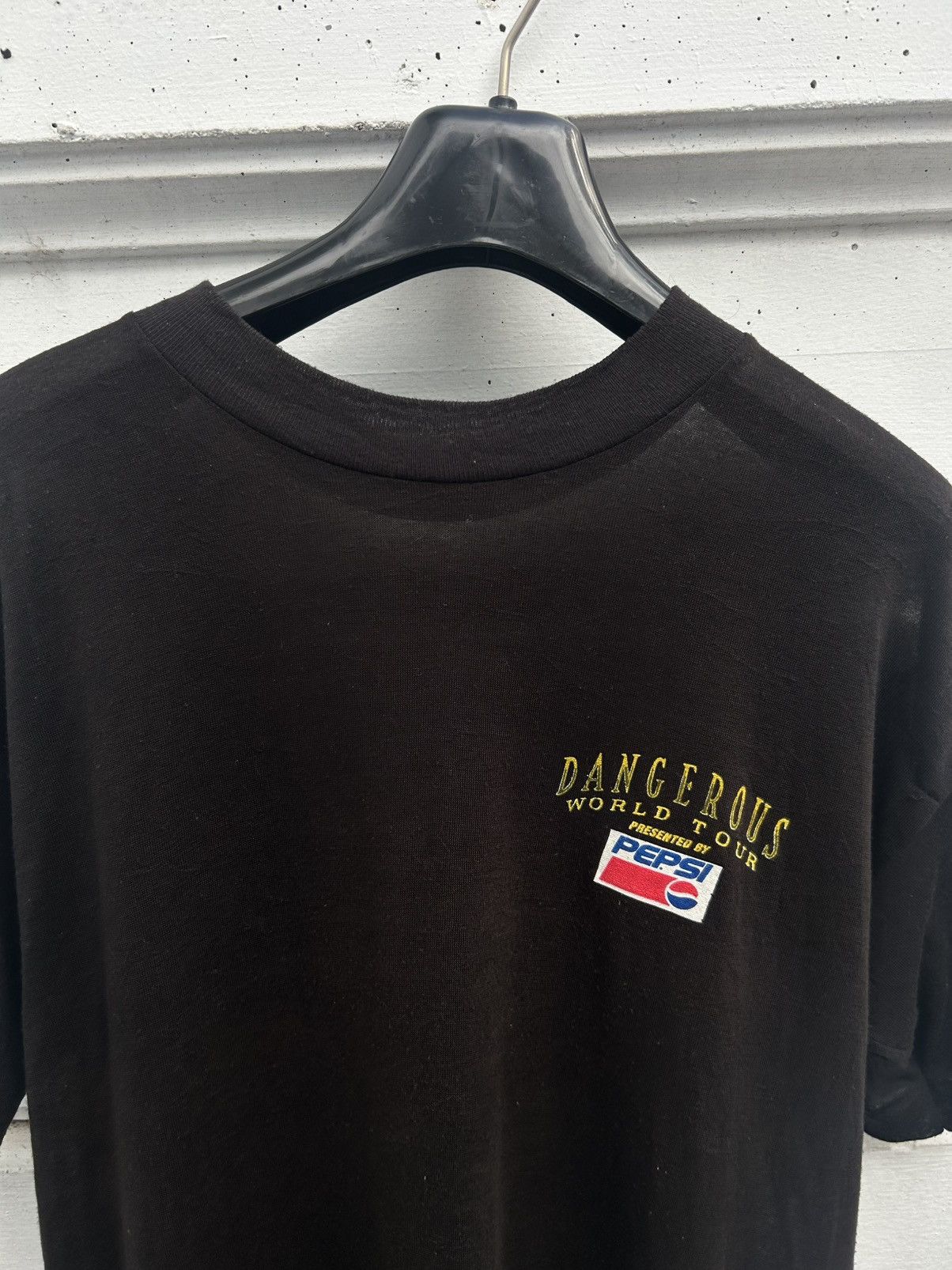 Band Tees Rare Vintage Michael Jackson Pepsi Dangerous Tour 1980 Size US L / EU 52-54 / 3 - 3 Thumbnail