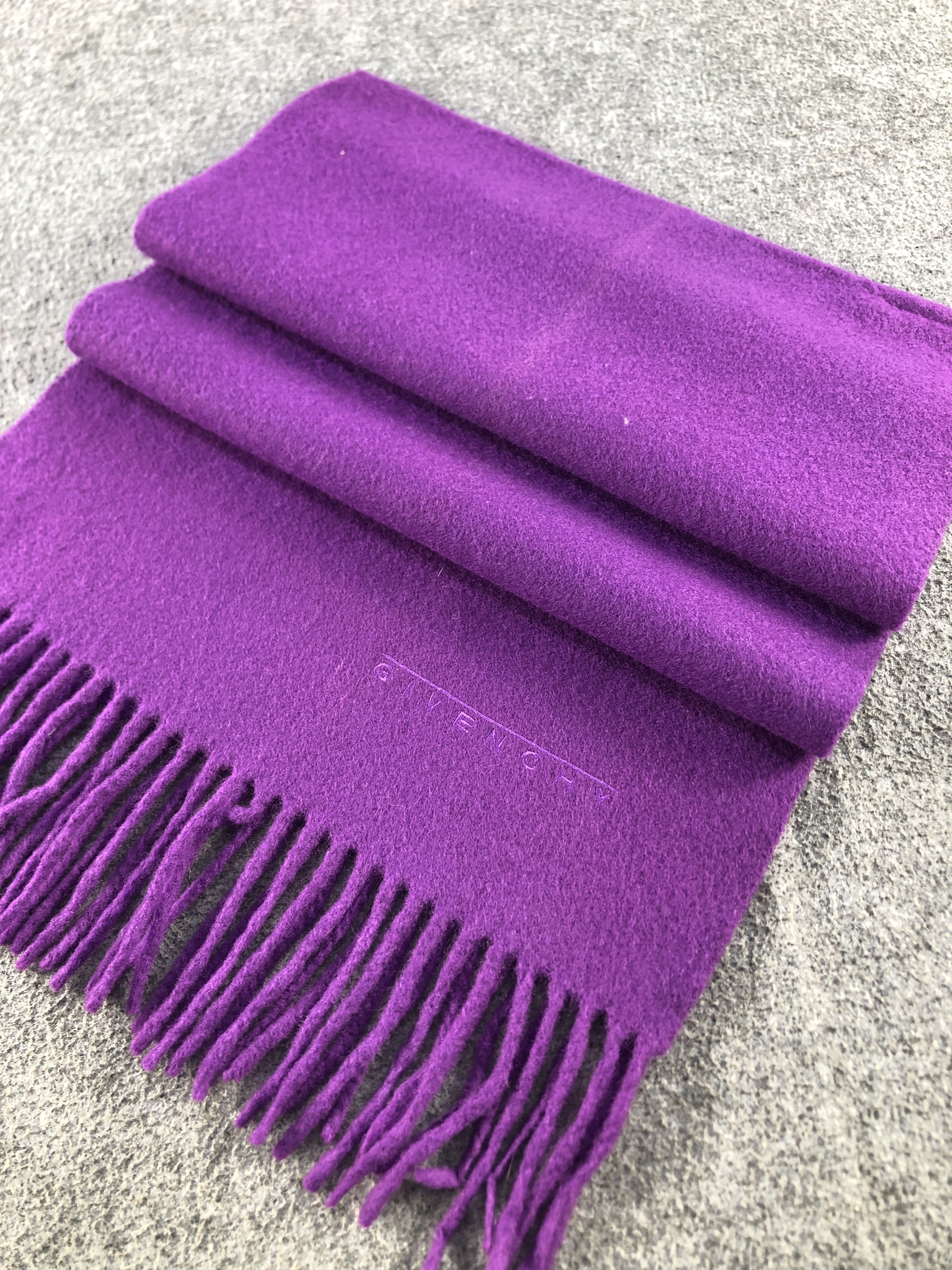 Vintage Givenchy Scarf / Muffler / Neckwear P946 Size ONE SIZE - 3 Thumbnail