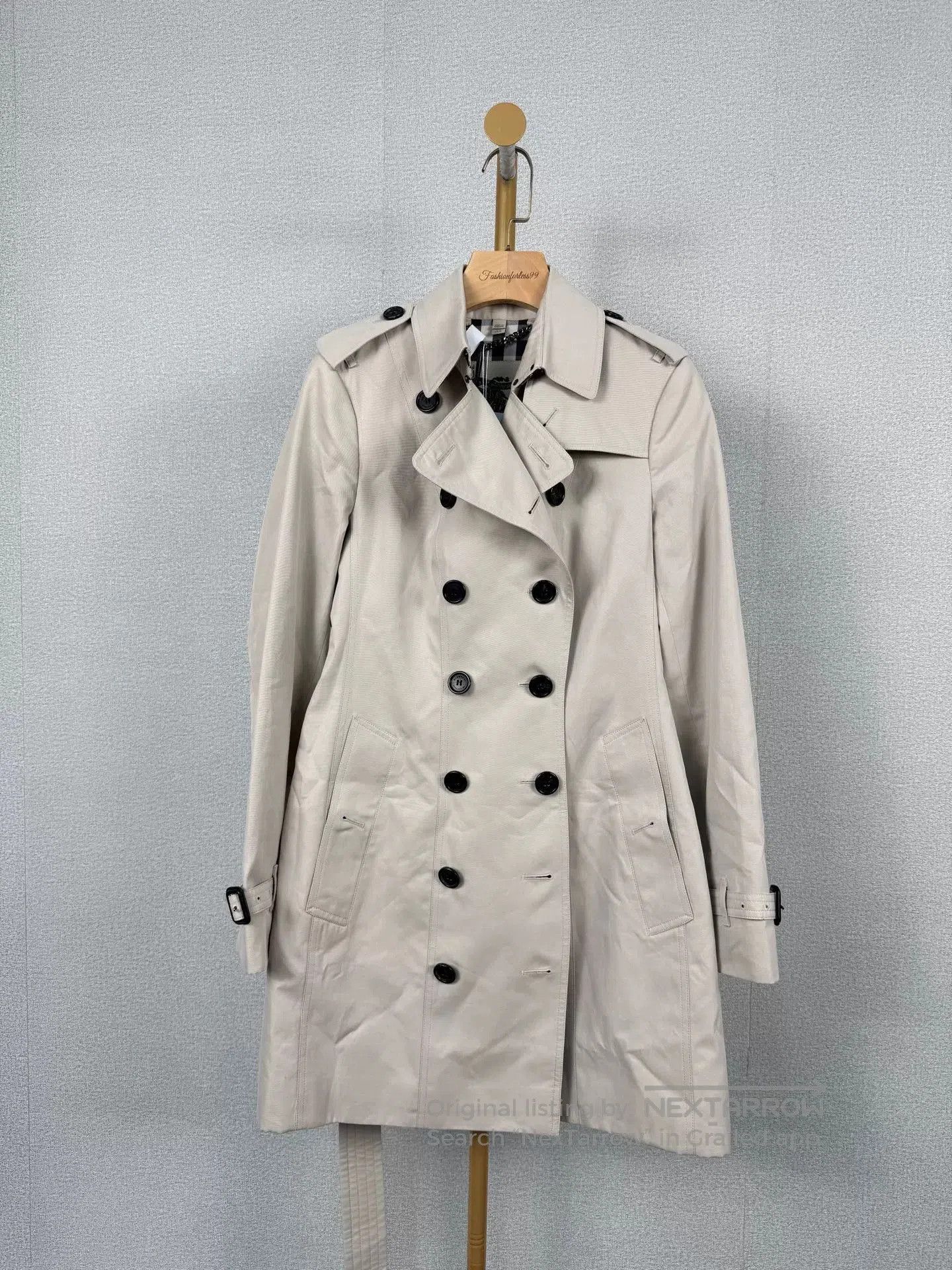 Burberry Burberry Classic Trench Coat UK8. Size US M / EU 48-50 / 2 - 1 Thumbnail