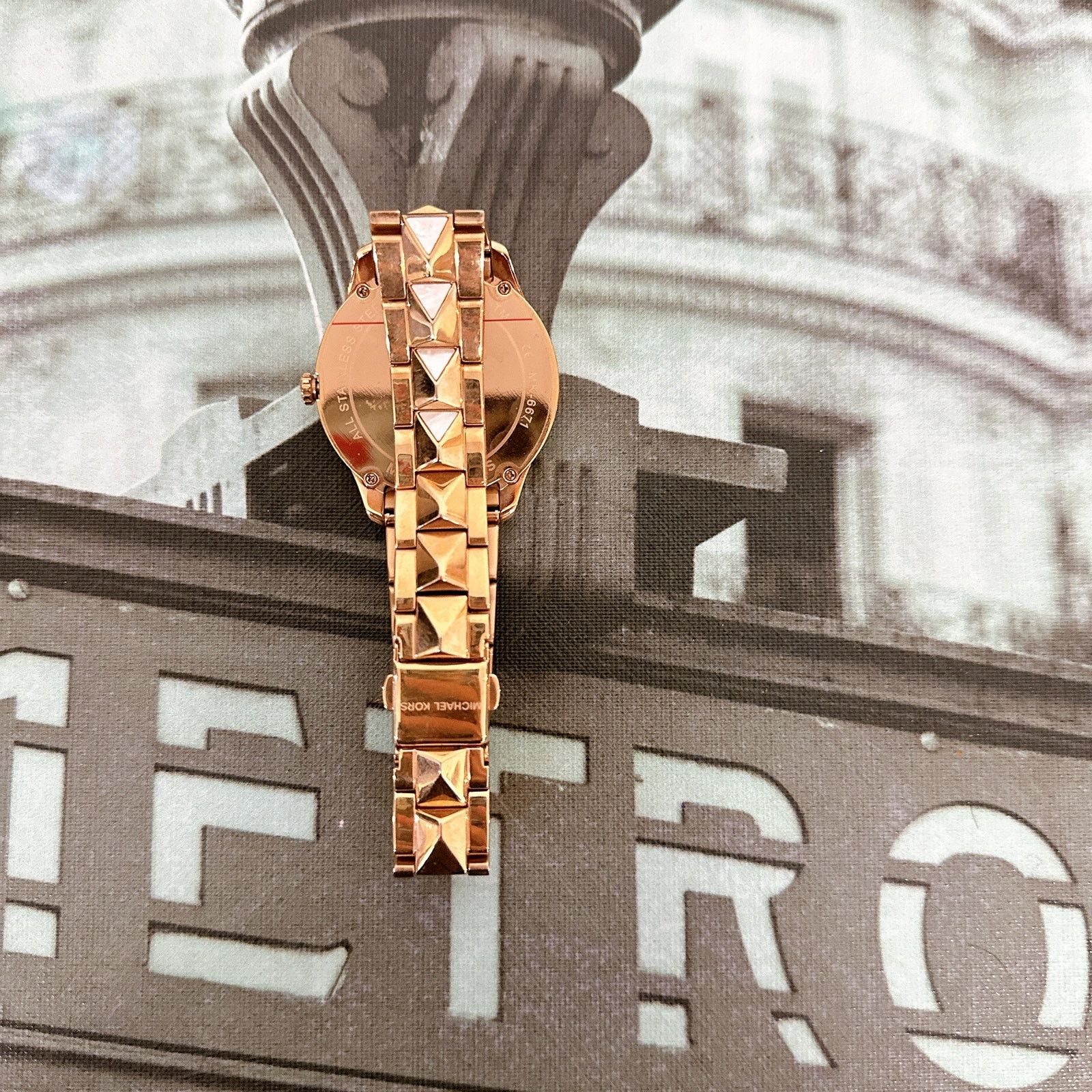 Michael Kors Michael Kors MK6671 Runway Mercer Rose Gold-Tone and Pearl Size ONE SIZE - 4 Thumbnail