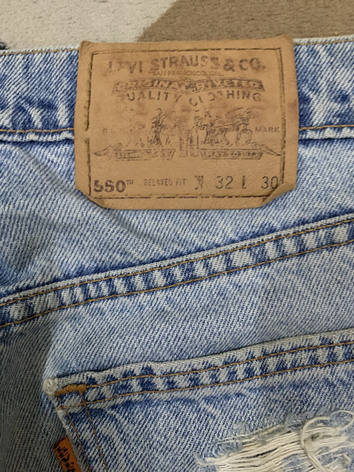 Levi's Vintage 80s Levis 550 Orange Tab Rusty Wash Distressed Jeans Size US 31 - 12 Thumbnail
