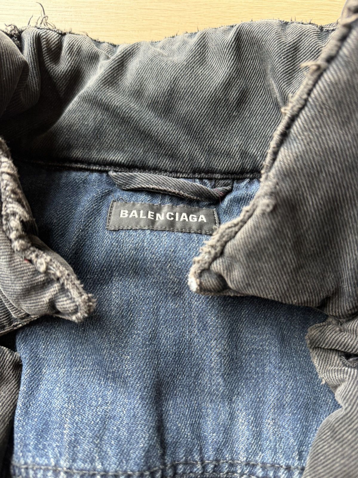 Balenciaga Balenciaga Japanese Padded Denim Jacket 681689 TIWA2 Size US L / EU 52-54 / 3 - 2 Thumbnail