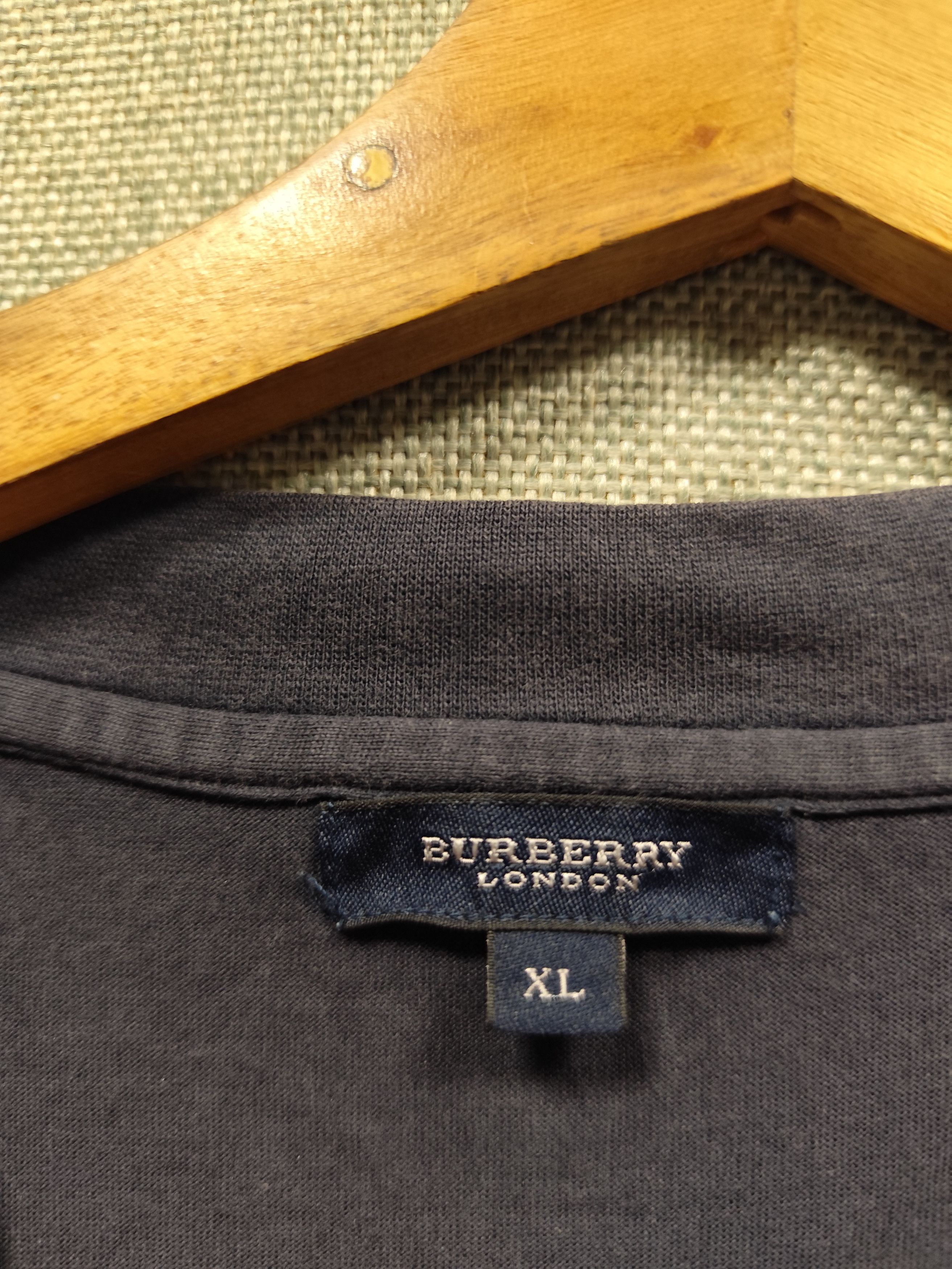 Burberry Burberry london nova check tee Size US L / EU 52-54 / 3 - 4 Thumbnail
