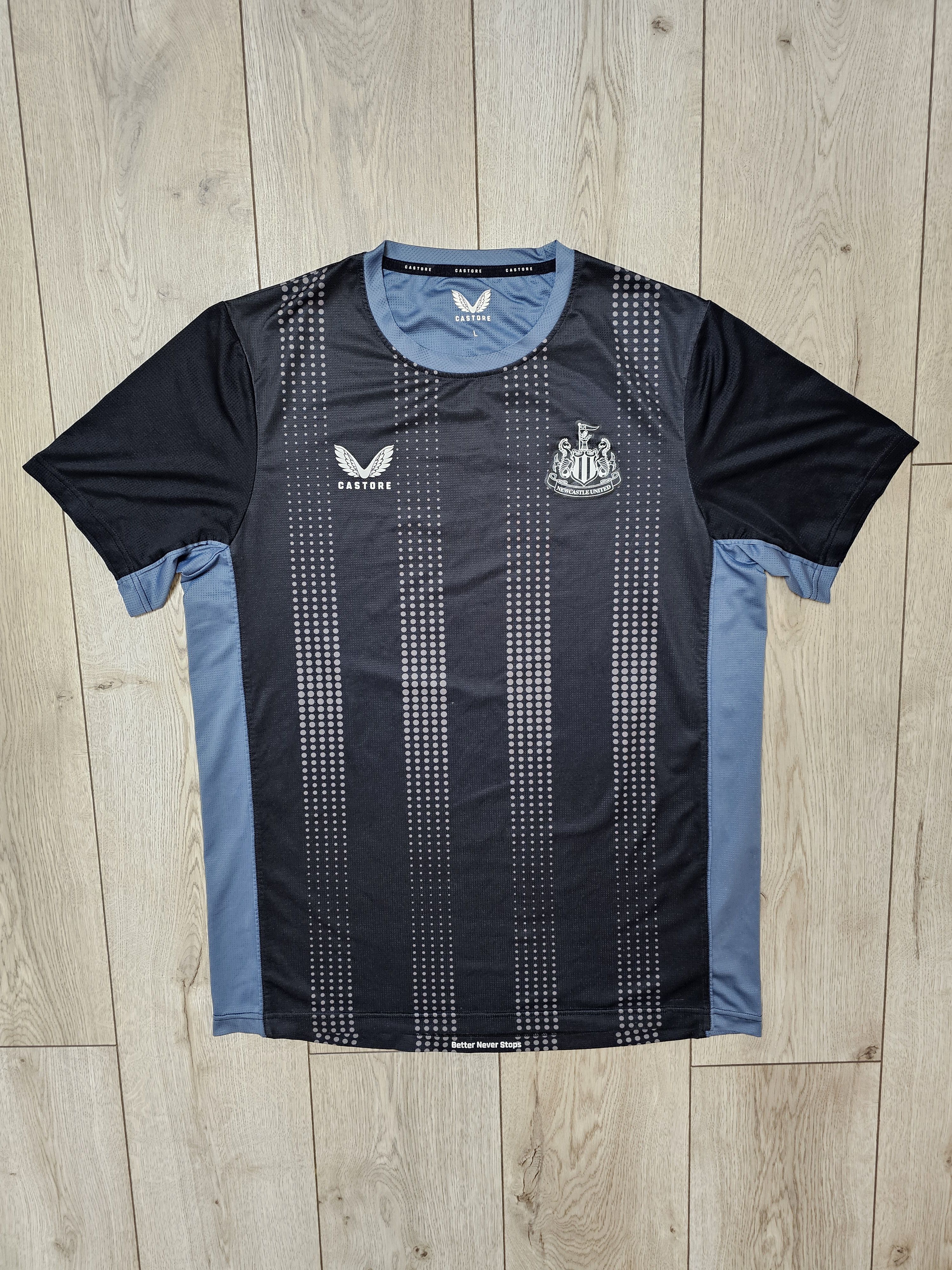 Other NEWCASTLE UNITED 2022 2023 FOOTBALL SHIRT SOCCER JERSEY Size US L / EU 52-54 / 3 - 1 Thumbnail