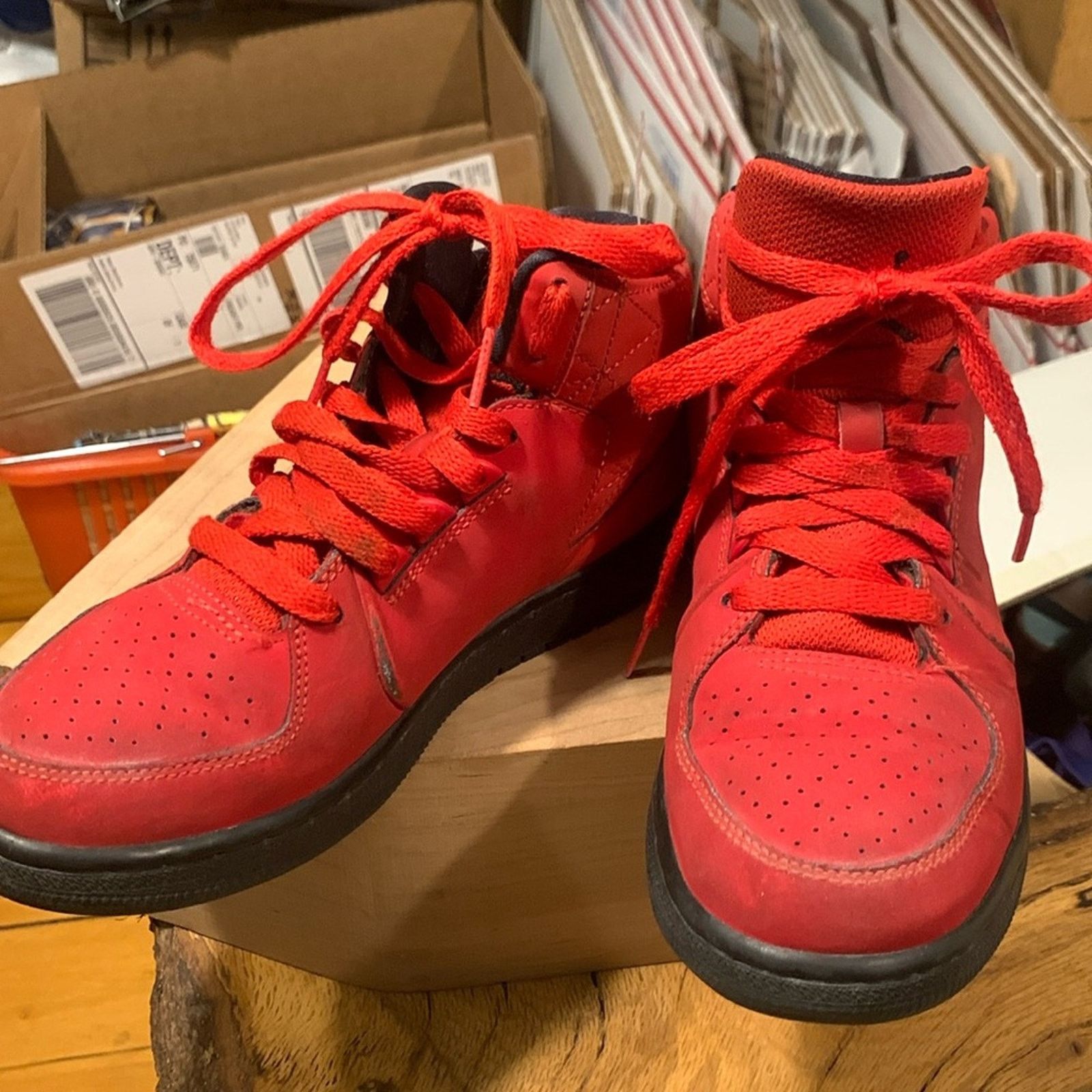 Nike Nike Jordan Youth 1 flight 3 res basketball athletic sneaker Size US 4 / IT 34 - 1 Thumbnail