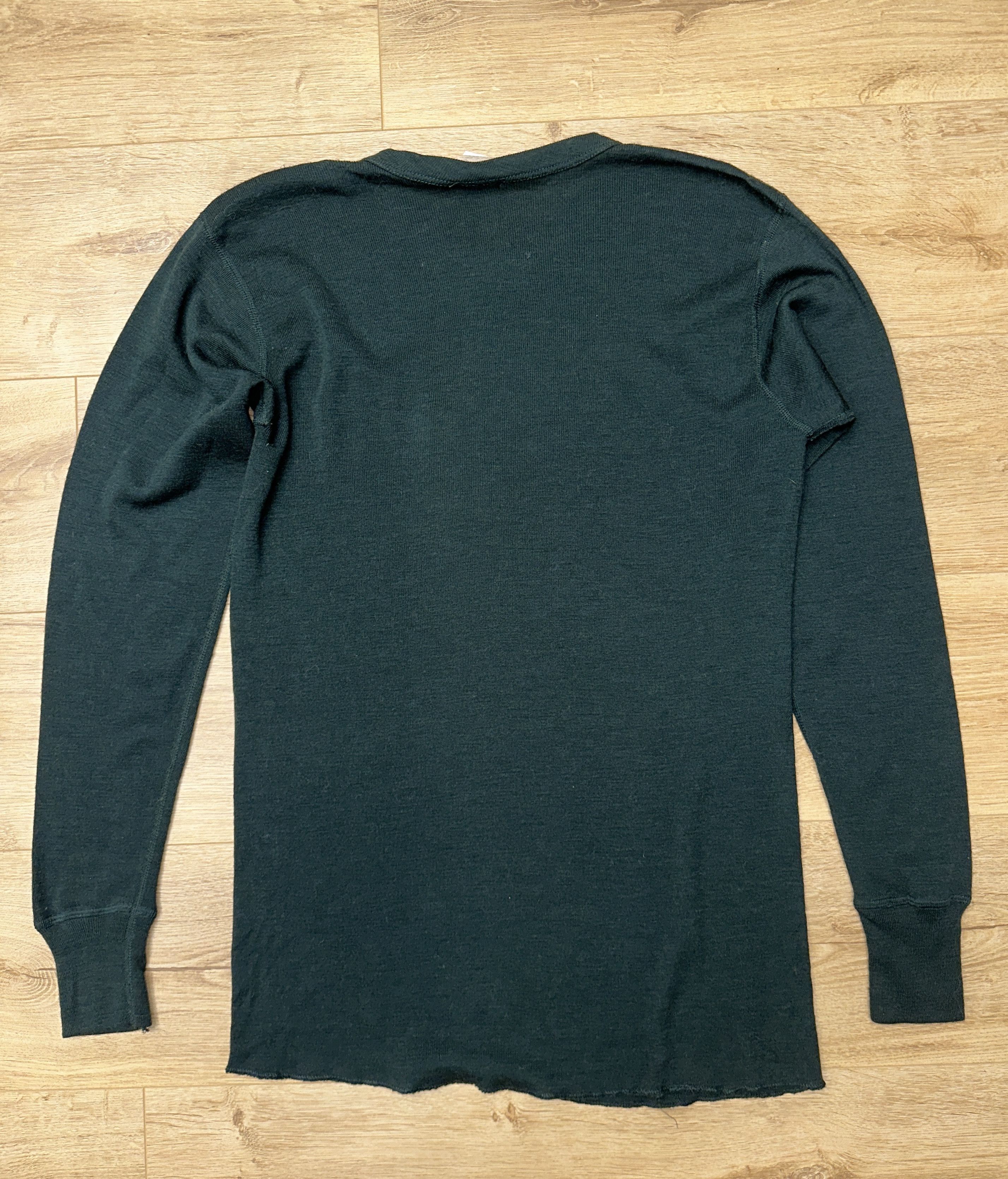 Filson Filson Wool Crewneck Shirt Green Sz M Repair Spots Vintage Size US M / EU 48-50 / 2 - 9 Thumbnail