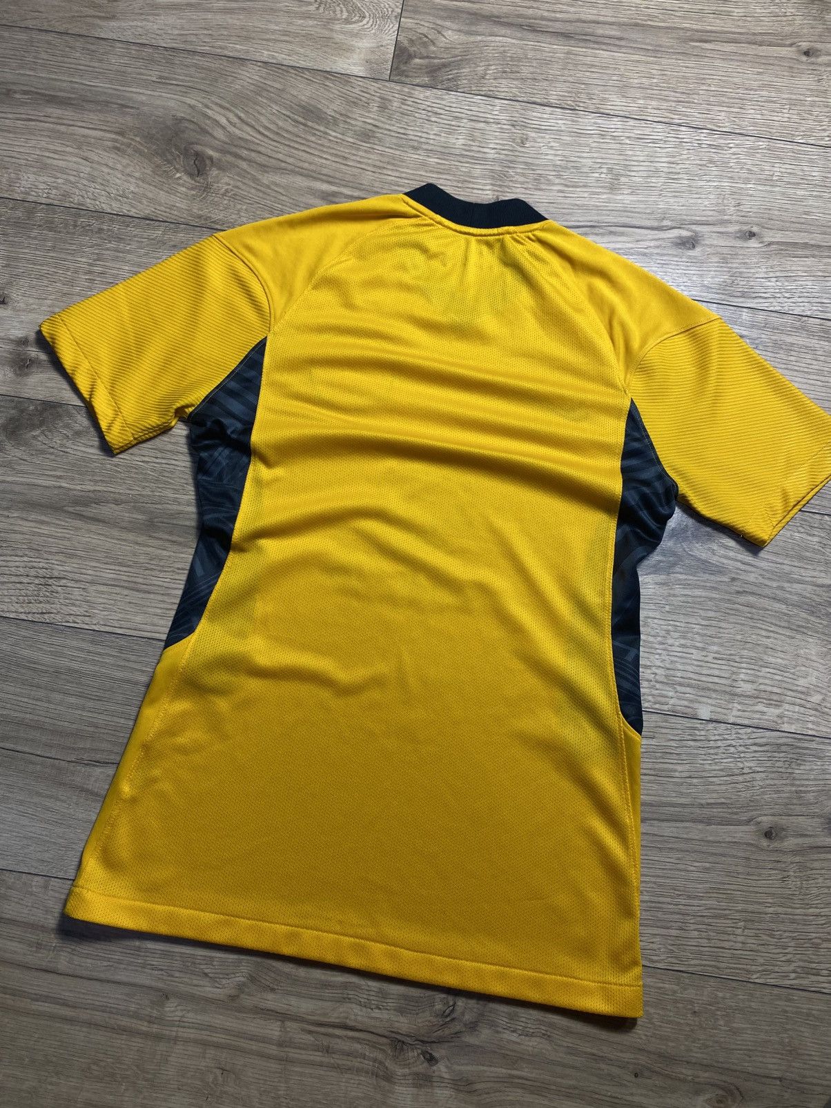 Nike Nike Kaizer Chiefs FC 2021-22 Home Soccer Jersey Yellow sz-s Size US S / EU 44-46 / 1 - 4 Thumbnail