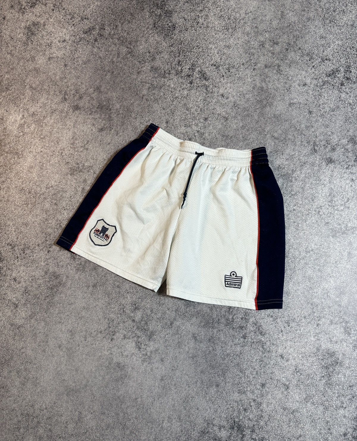 Vintage Vintage Admiral York City Shorts Rare Streetwear Soccer M Size US 32 / EU 48 - 1 Thumbnail