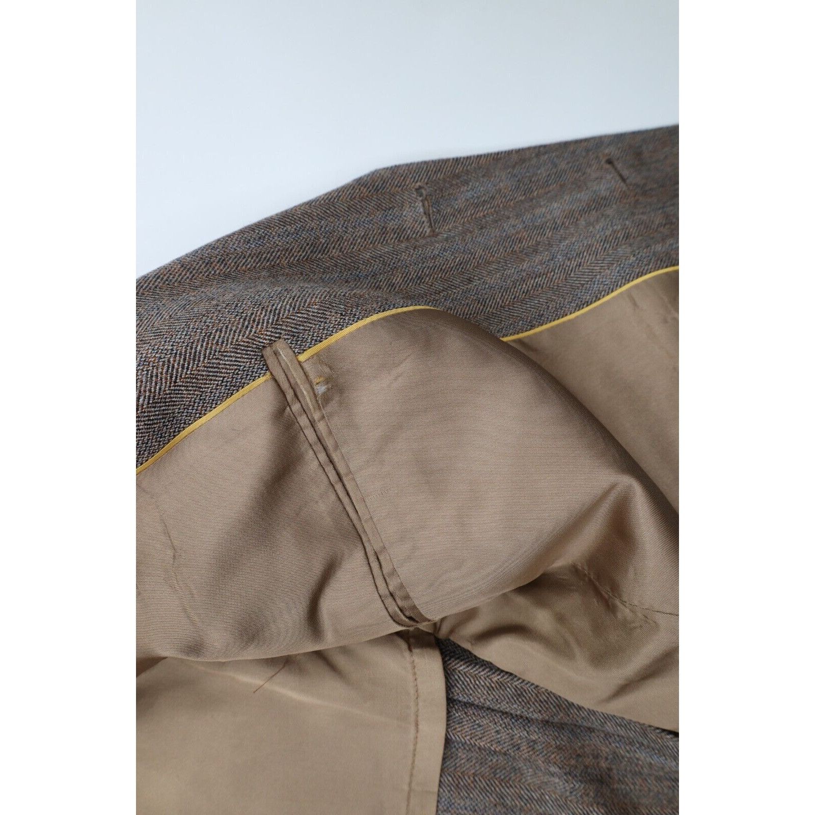 Vintage Vintage 70s 2 Piece Wool Wedding Suit Bell Bottoms Size 40R - 6 Thumbnail
