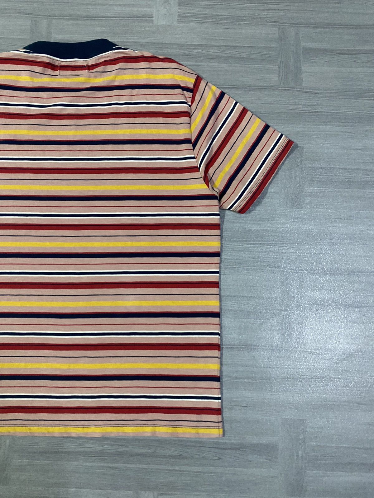Guess Vintage Guess Los Angeles Striped Knit T-shirt Size US L / EU 52-54 / 3 - 16 Thumbnail