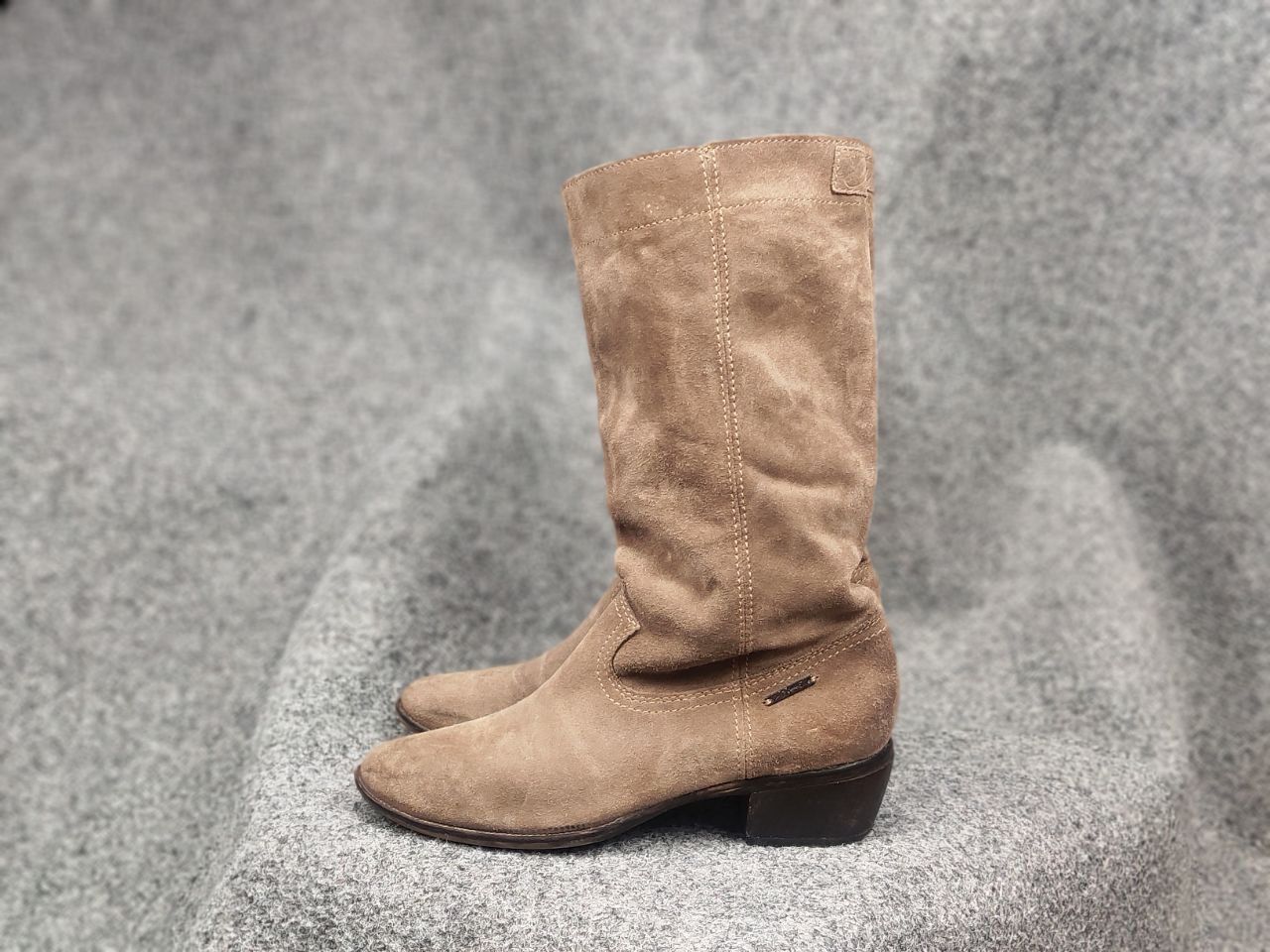 Diesel Vintage Diesel Beige Logo Suede Leather Cowboy Biker Boots Size US 10 / IT 40 - 10 Thumbnail