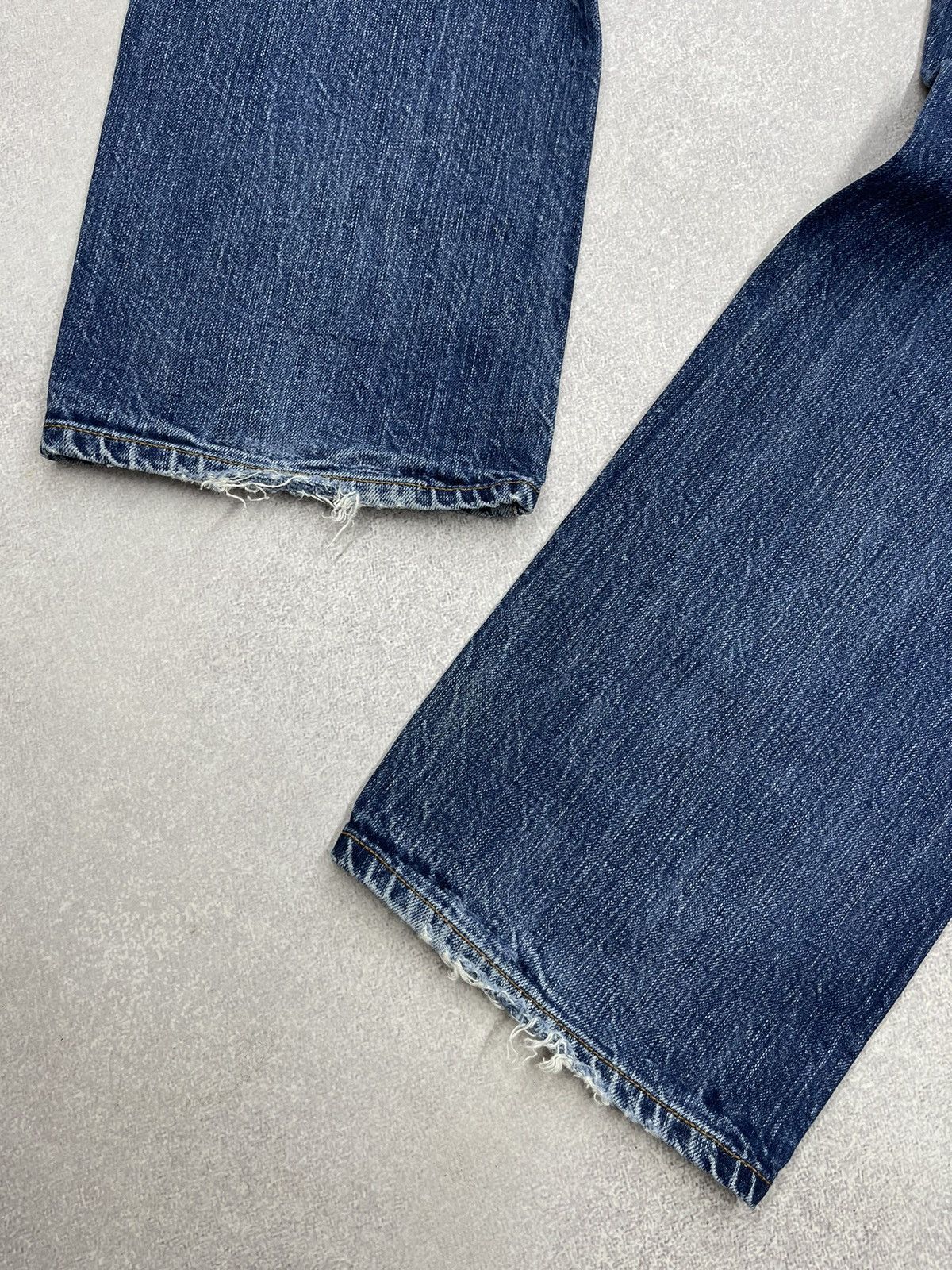 Carhartt × Carhartt Wip × Vintage Vintage Carhartt Bronco Denim Jeans Blue Y2K Size 32 Size US 32 / EU 48 - 8 Thumbnail
