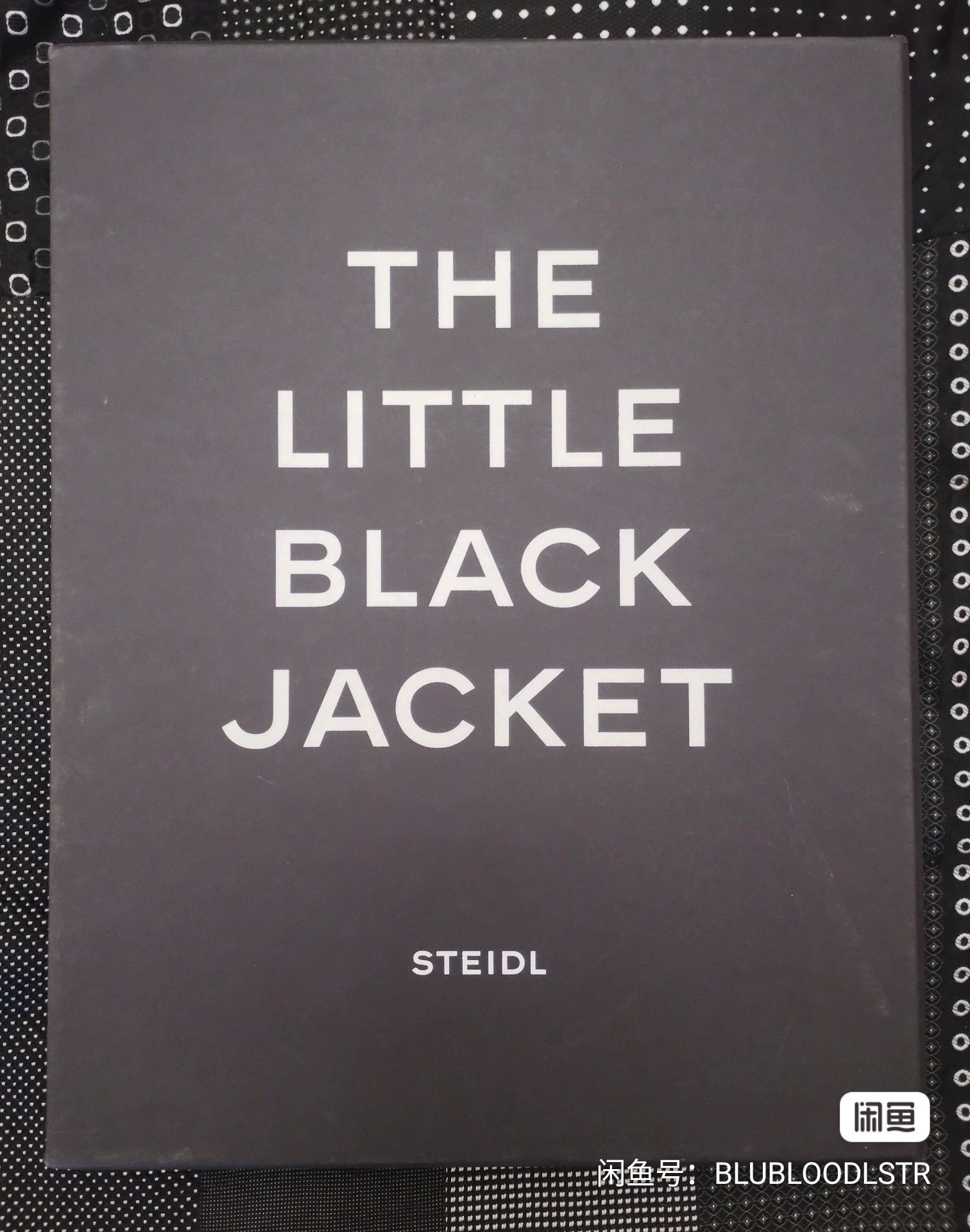 Karl Lagerfeld Karl Lagerfeld SIGNED Photobook [THE LITTLE BLACK JACKET] Size ONE SIZE - 3 Thumbnail