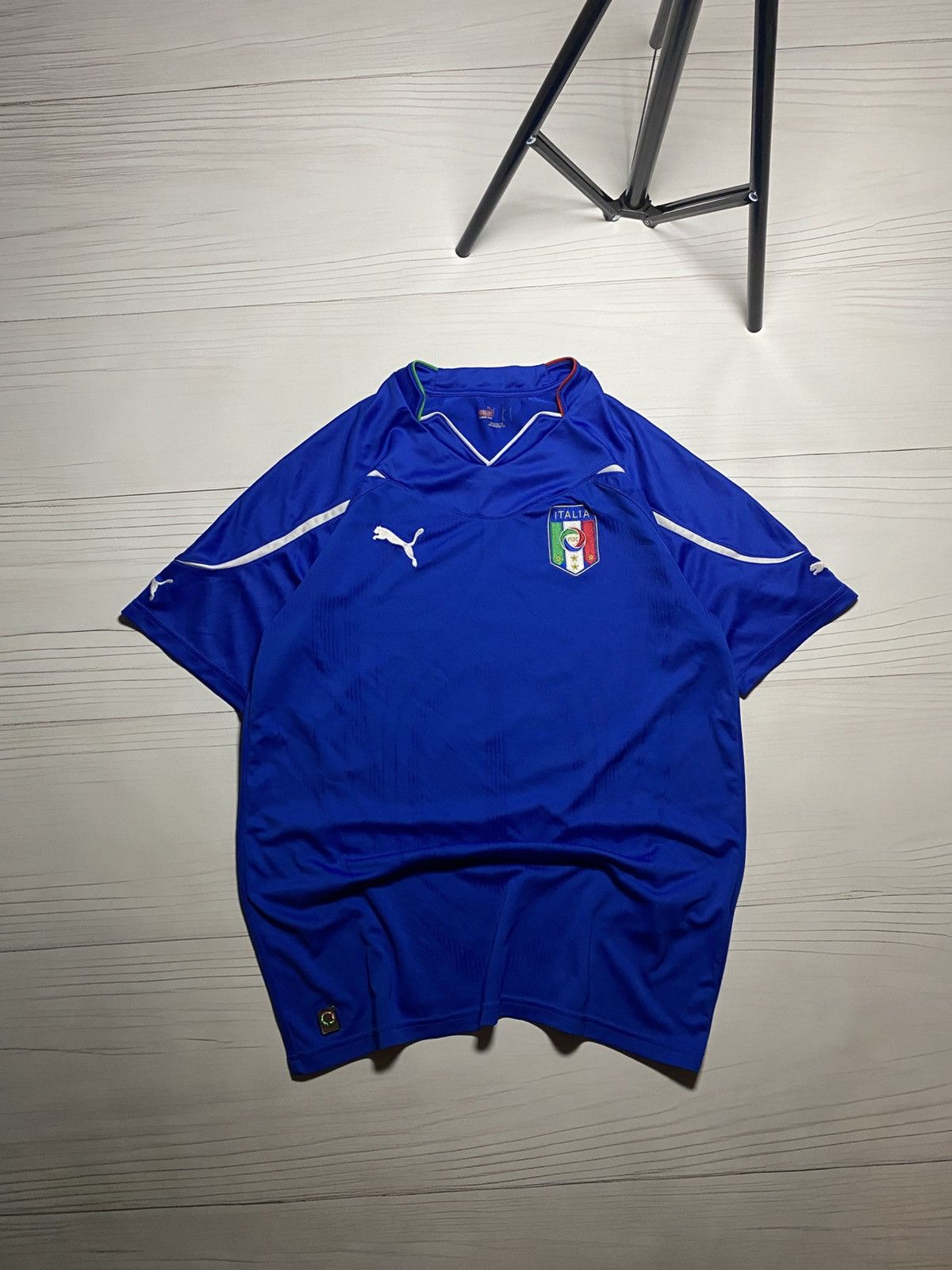 Puma × Vintage Vintage Italy 2010 home soccer football y2k t shirt Jersey Size US S / EU 44-46 / 1 - 1 Thumbnail