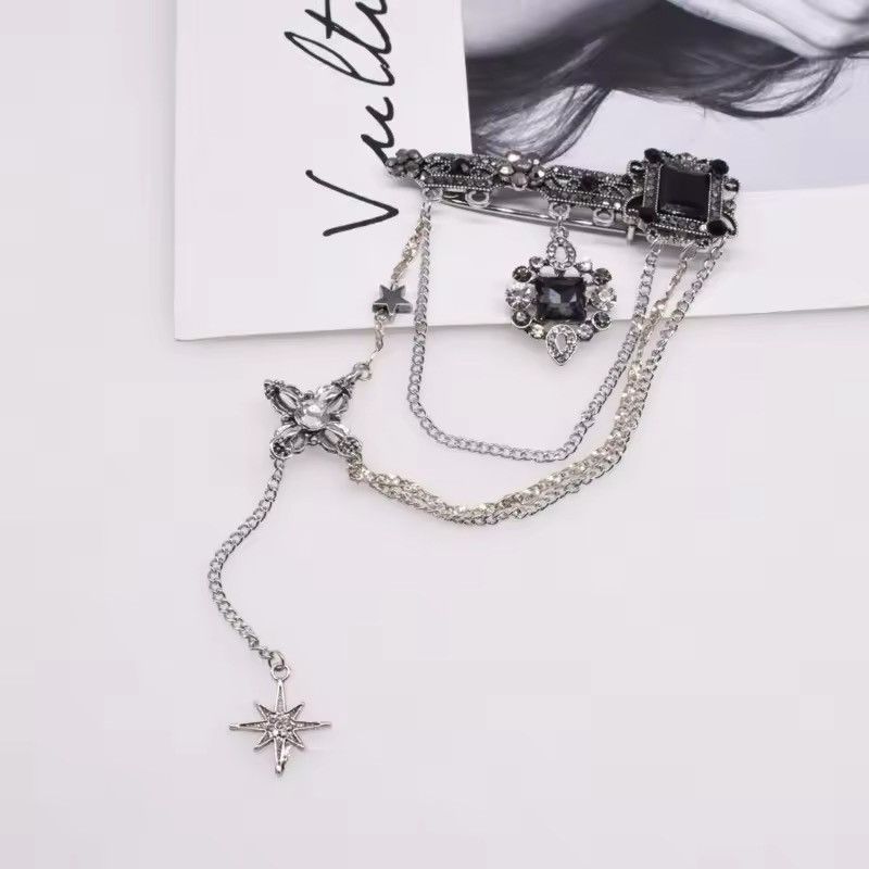 Jewelry Stylish Vintage Y2K Jewelry Tassel Brooch Size ONE SIZE - 6 Thumbnail