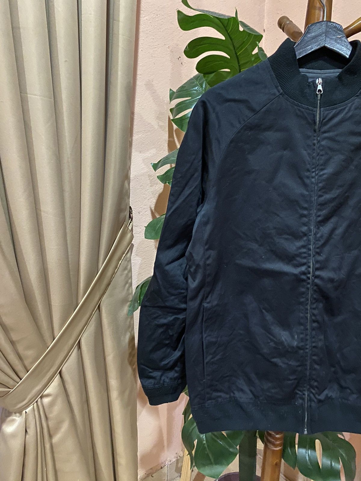 A.P.C. A.P.C. Black Bomber Jacket – Timeless Minimalist Style Size US XS / EU 42 / 0 - 5 Thumbnail