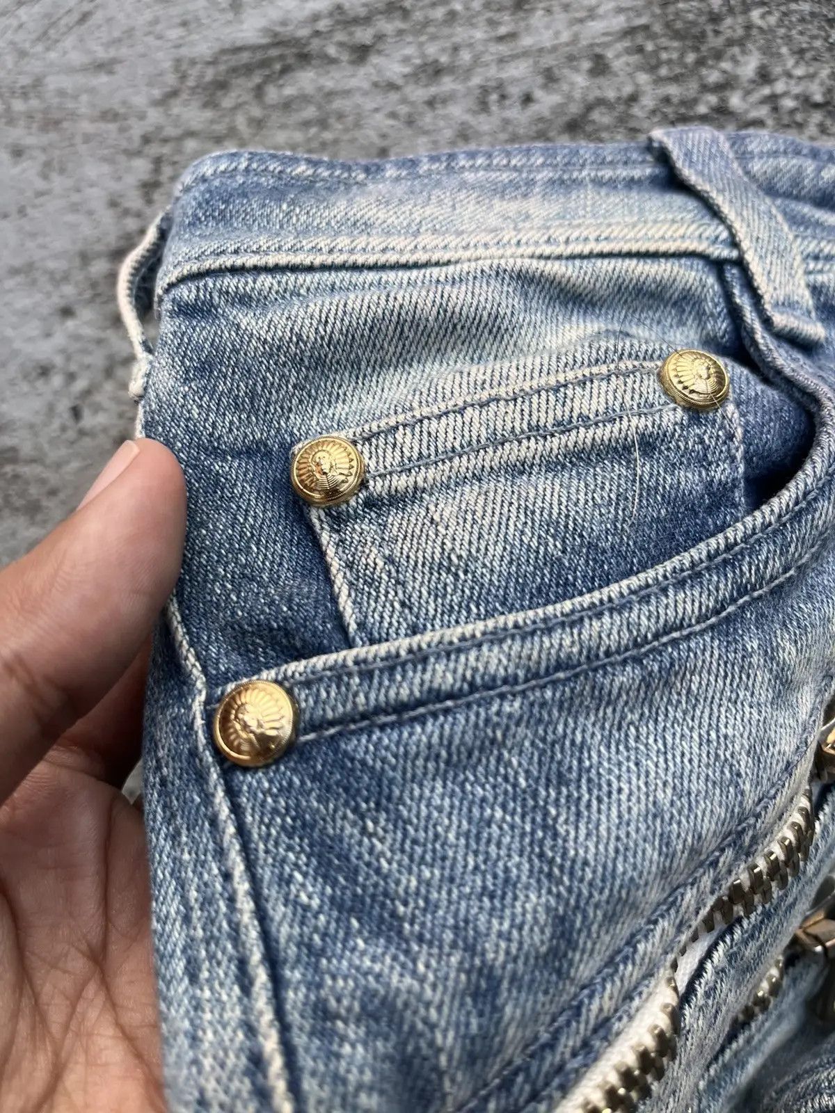 Japanese Brand Balmain Paris Zipper Biker Denim Shorts Acid Wash Blue Size 36" / US 14 / IT 50 - 15 Thumbnail