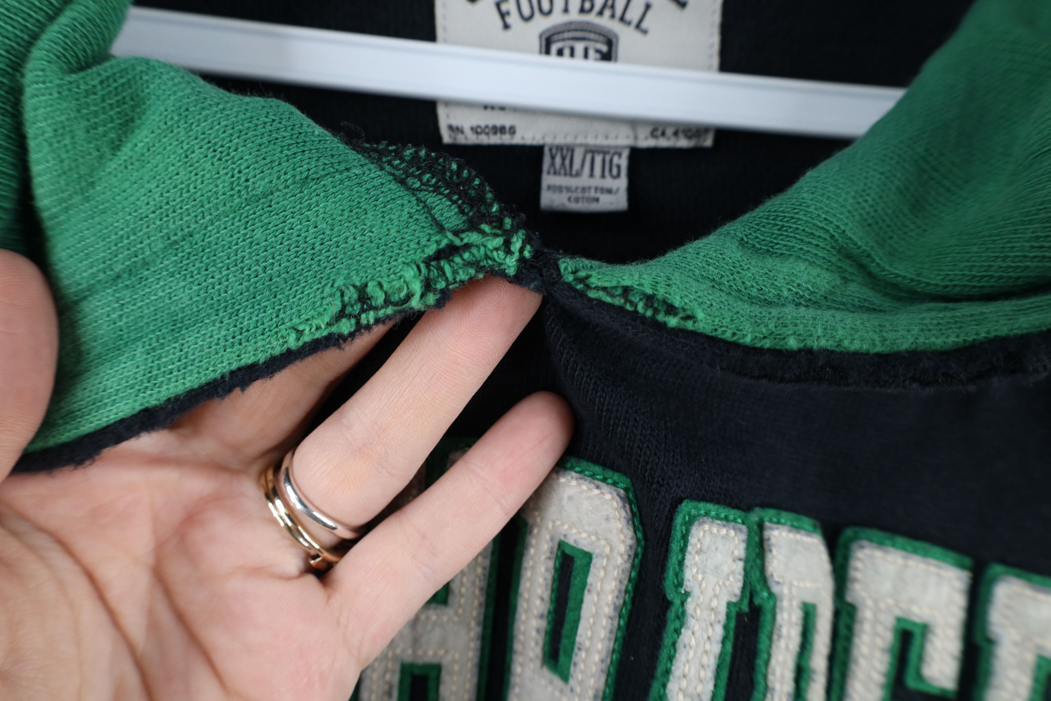 Vintage Vintage Y2K Saskatchewan Roughriders Football Hoodie Black Size US XXL / EU 58 / 5 - 6 Thumbnail