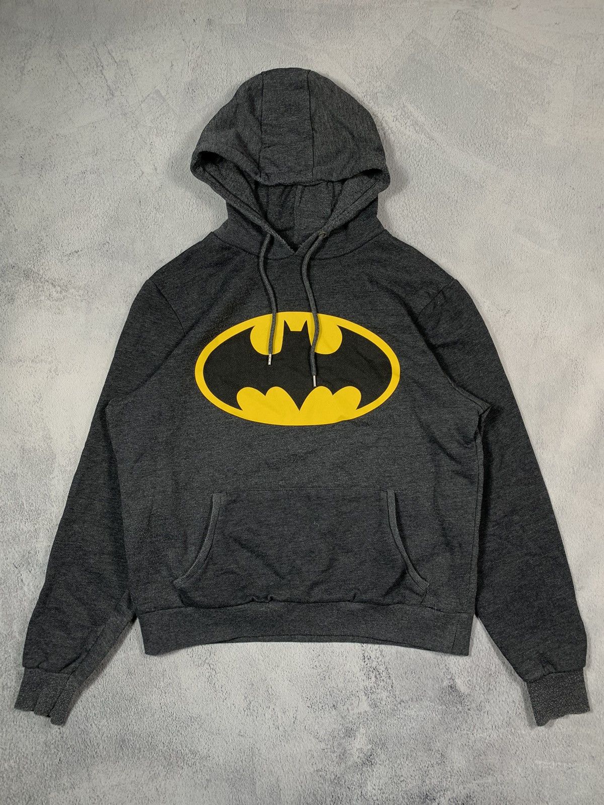 Japanese Brand × Vintage Vintage Y2K DC Comics Batman biglogo hoodie streetwear sizeM Size M / US 6-8 / IT 42-44 - 1 Thumbnail