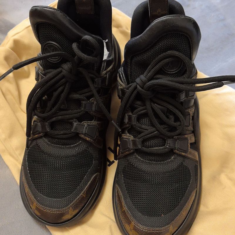 Louis Vuitton Louis Vuitton Archlight Sneakers for Women in Black -2508 Size US 6 / IT 36 - 2 Thumbnail