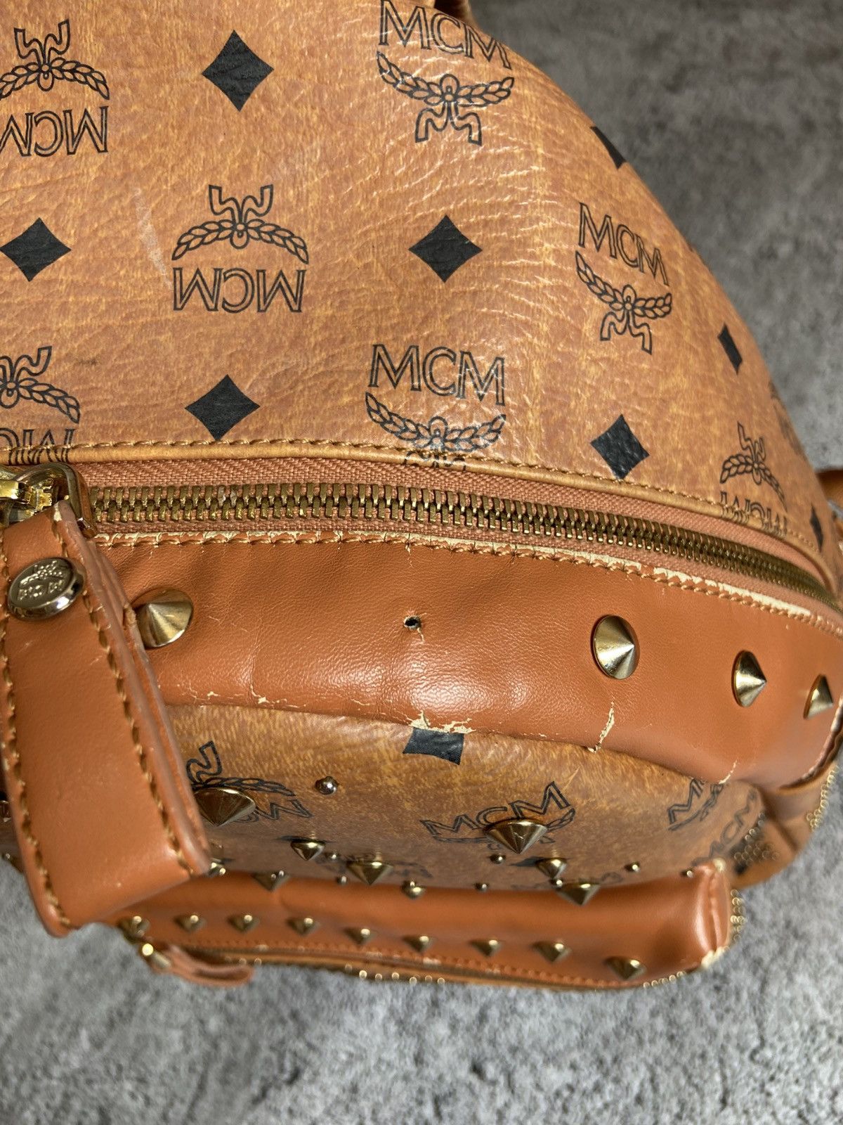 MCM MCM Studded Backpack Leather Distressed Size ONE SIZE - 20 Thumbnail