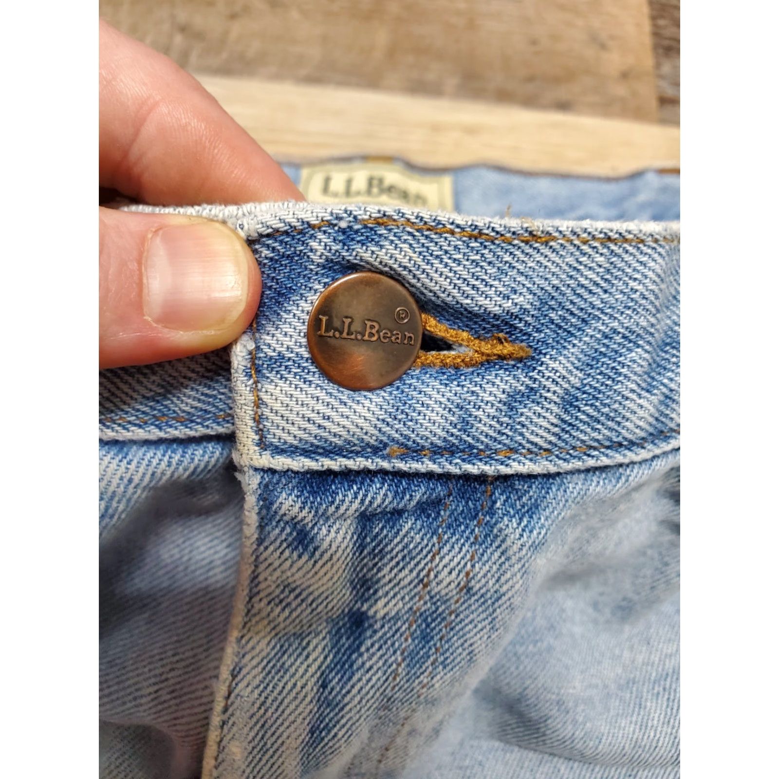 Vintage LL Bean Jeans Relaxed Fit Men 38x30 Light Blue Denim Cotton 5-Pocket Straight Vintage? No, 134770 Size US 38 / EU 54 - 4 Thumbnail