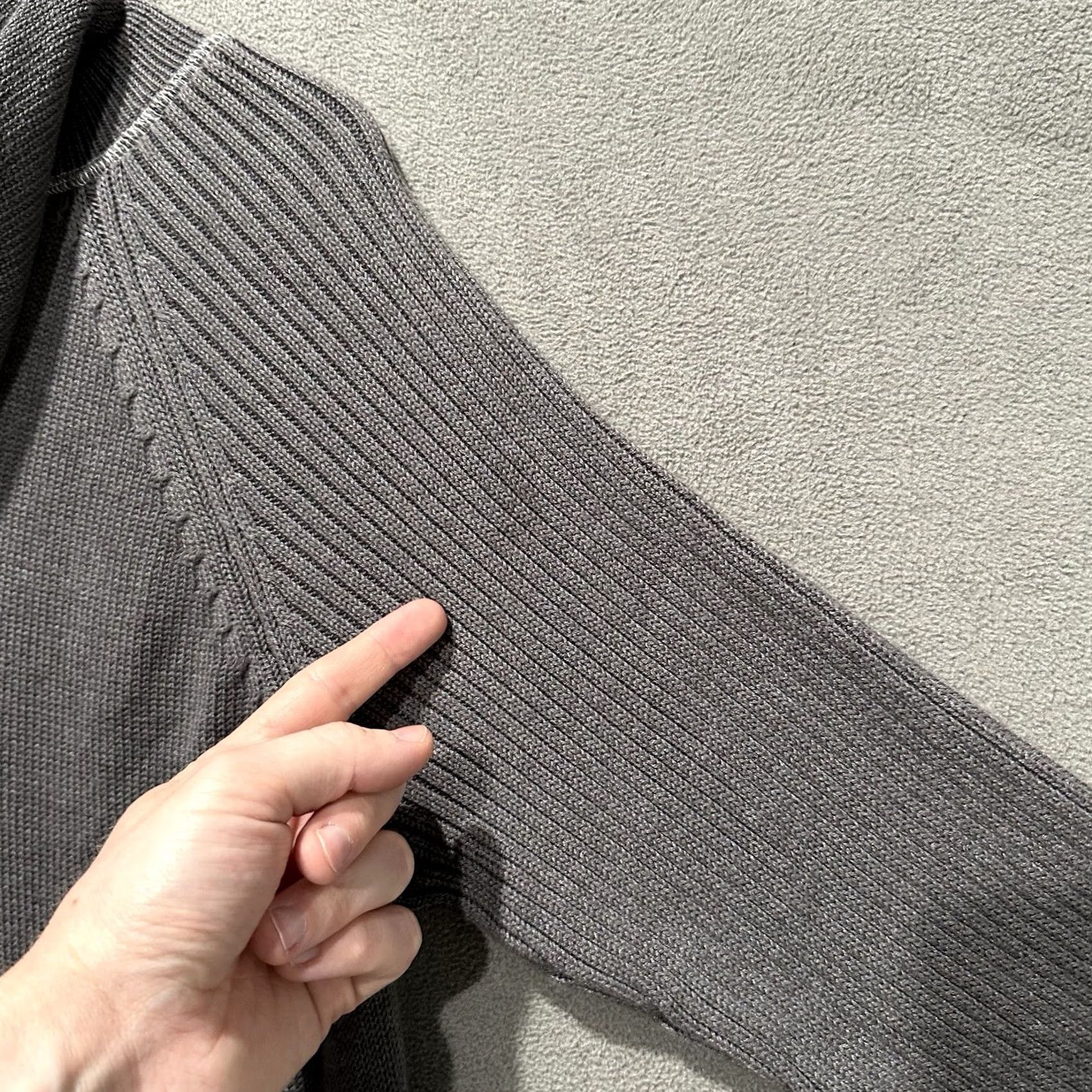 Carbon Carbon Hoodie Men Medium Gray Ribbed Knit Full Zip Sweatshirt Hooded Stretch GUC Size US M / EU 48-50 / 2 - 6 Thumbnail