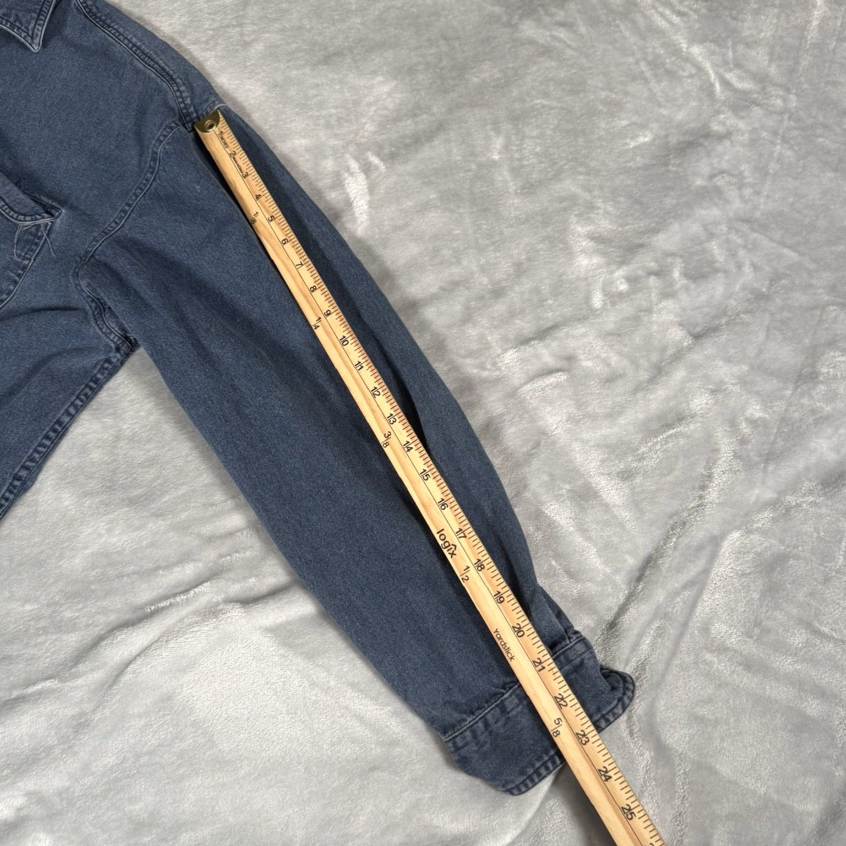 Aeropostale VINTAGE Aeropostale Denim Shirt Mens XL Blue 90s Button-Up Casual Pockets Cotton Denim Classic Solid 90s Mens XL Blue Size US XL / EU 56 / 4 - 7 Thumbnail